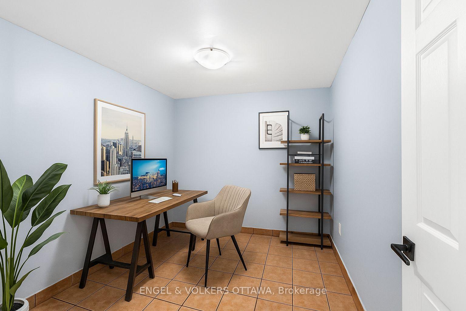 Photo 25 of 49 Burlington Crescent, Ottawa, Hunt Club Park/Greenboro — HOMEH