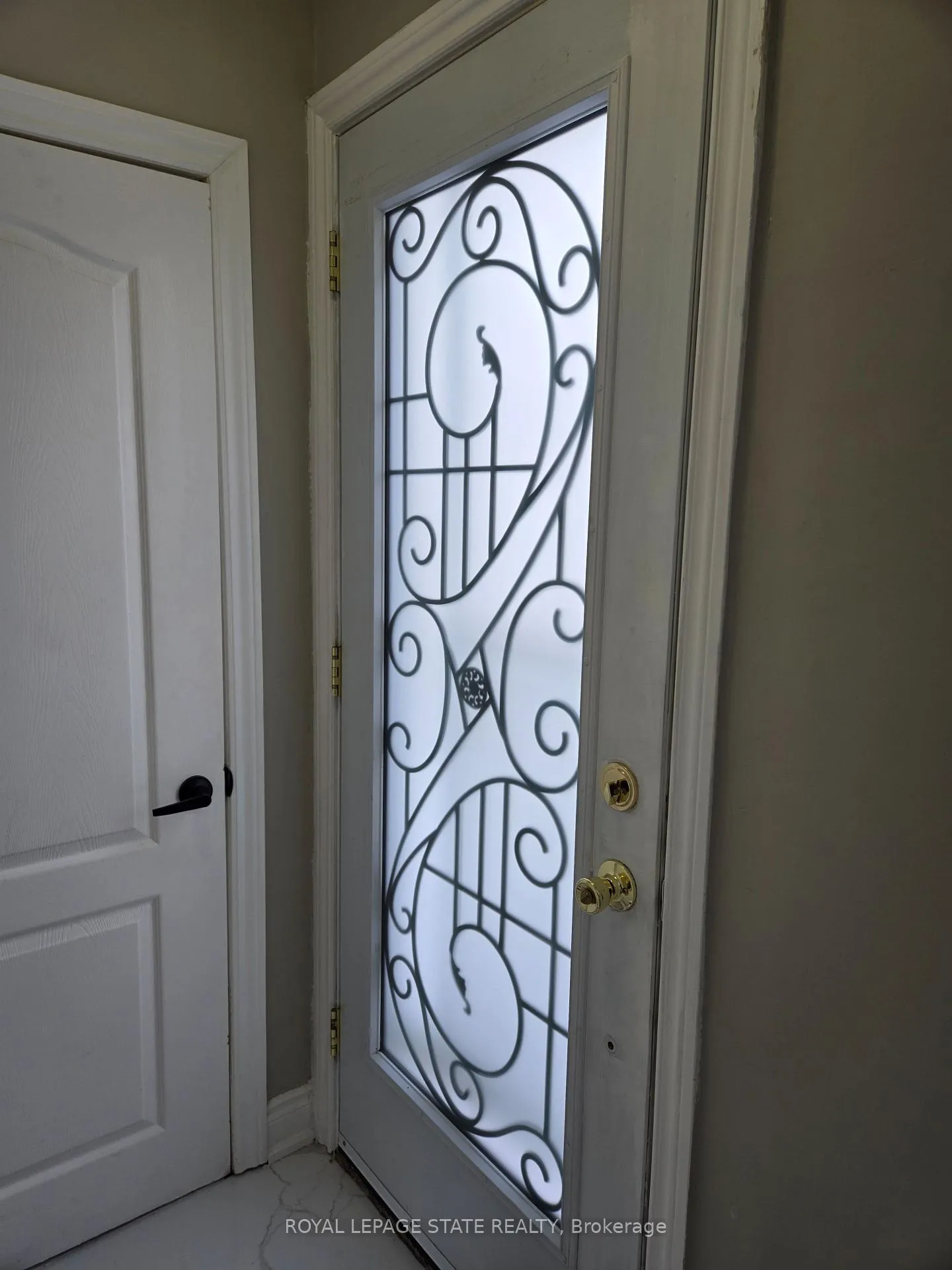 Photo 3 of 91 Barons Avenue S, Hamilton, Bartonville — HOMEH