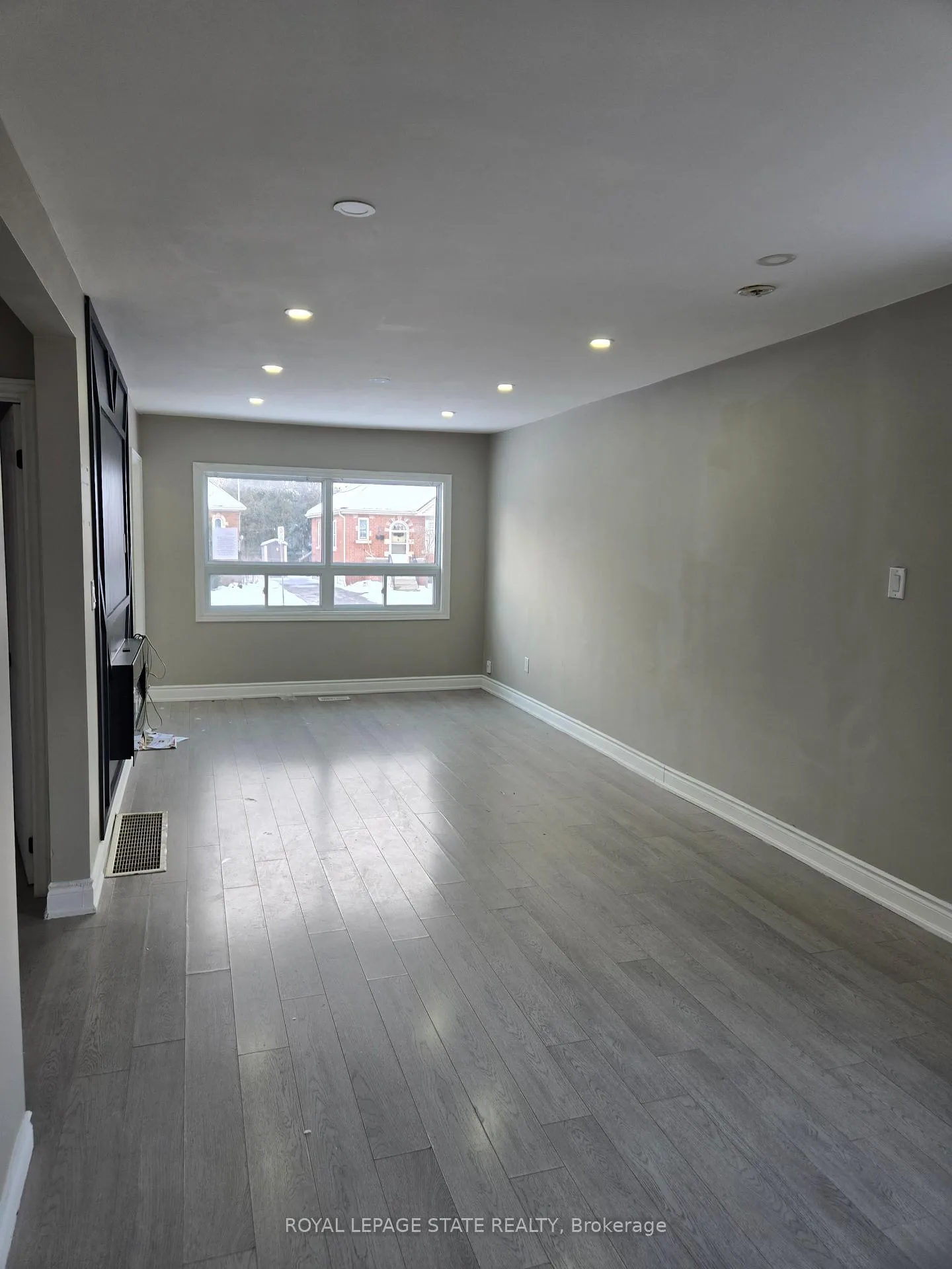 Photo 7 of 91 Barons Avenue S, Hamilton, Bartonville — HOMEH