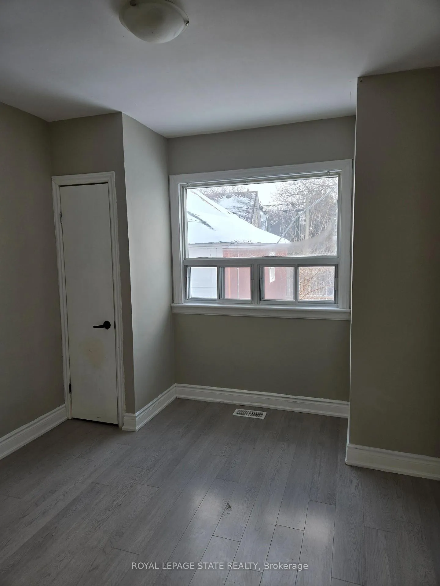 Photo 10 of 91 Barons Avenue S, Hamilton, Bartonville — HOMEH