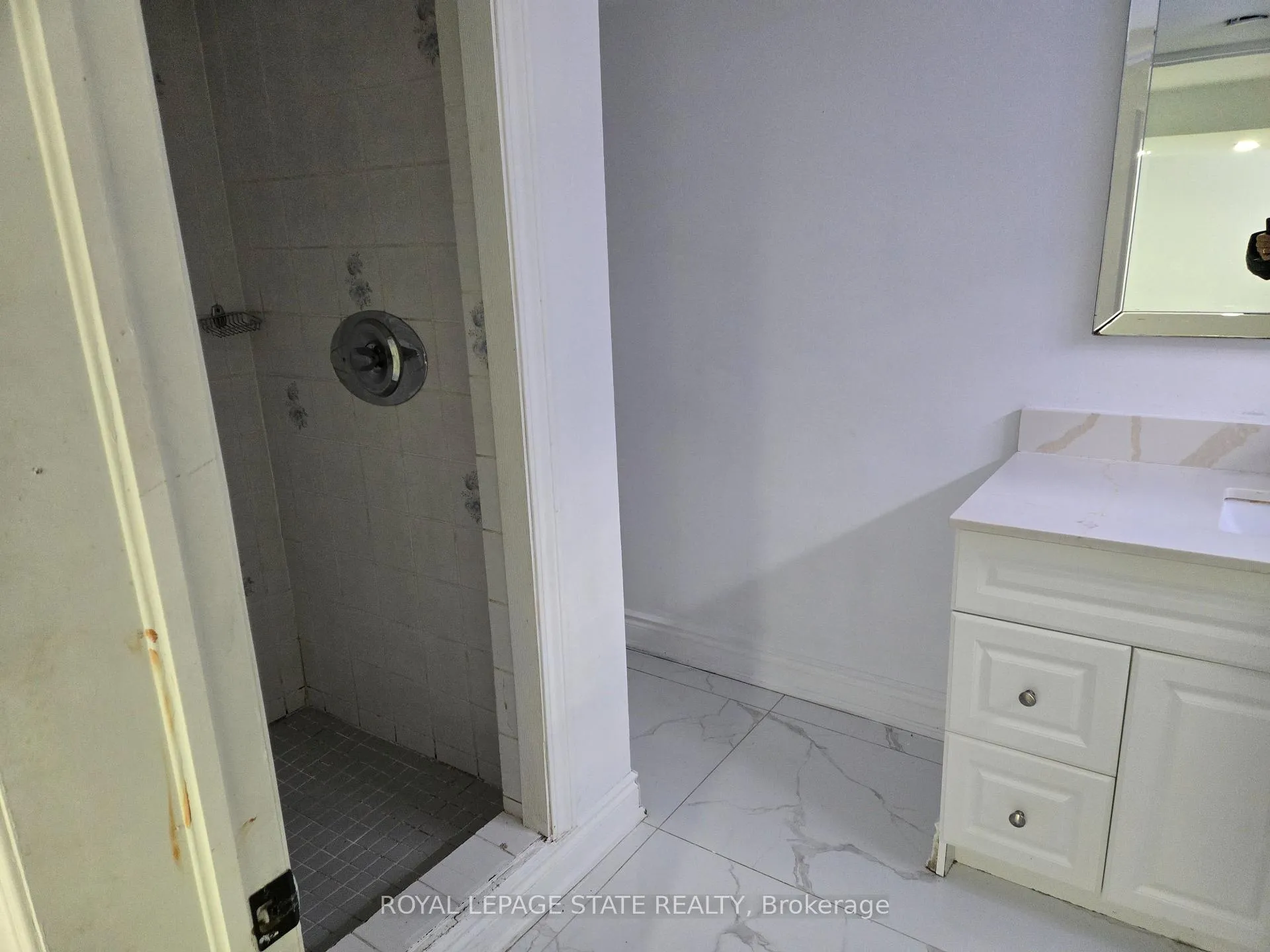 Photo 18 of 91 Barons Avenue S, Hamilton, Bartonville — HOMEH