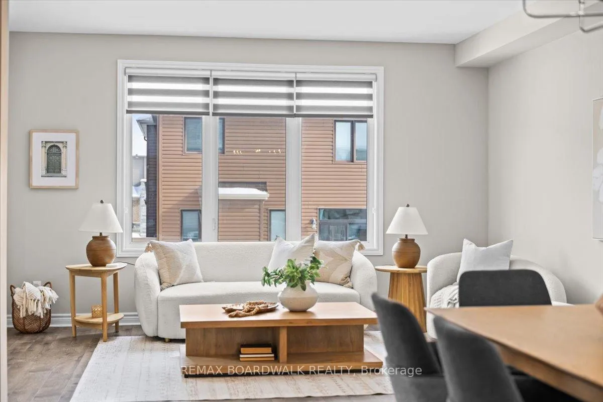 Photo 10 of 60 Malachigan Crescent, Ottawa, Avalon West — HOMEH