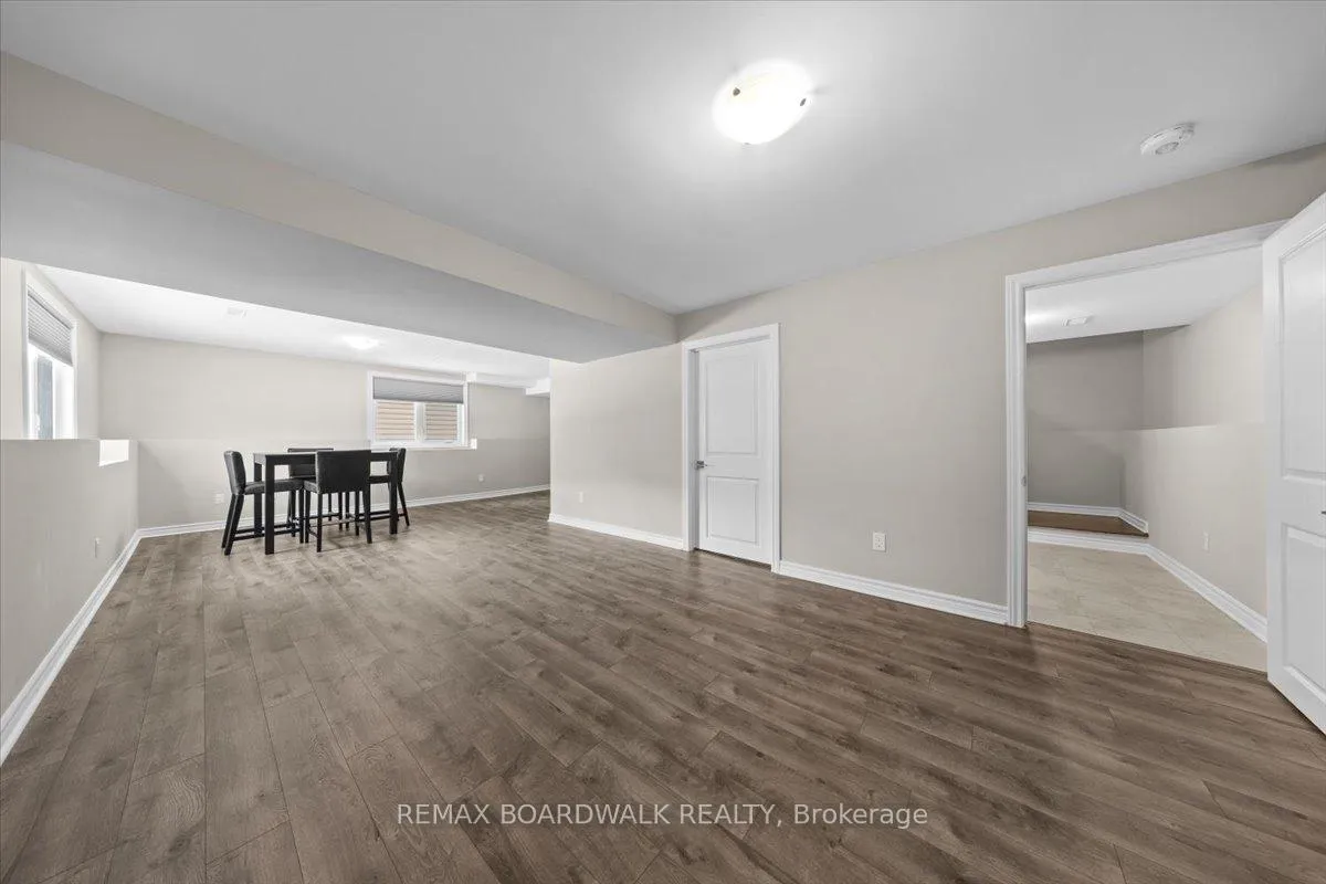 Photo 41 of 60 Malachigan Crescent, Ottawa, Avalon West — HOMEH