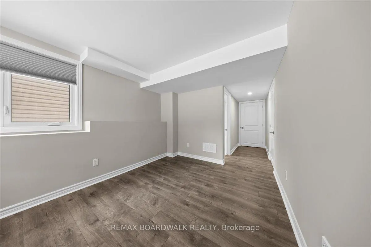 Photo 43 of 60 Malachigan Crescent, Ottawa, Avalon West — HOMEH