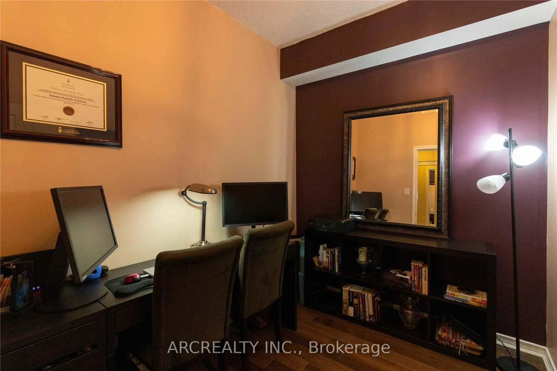 Photo 12 of Unit 313, 8 Maison Parc Court, Vaughan, Lakeview Estates — HOMEH