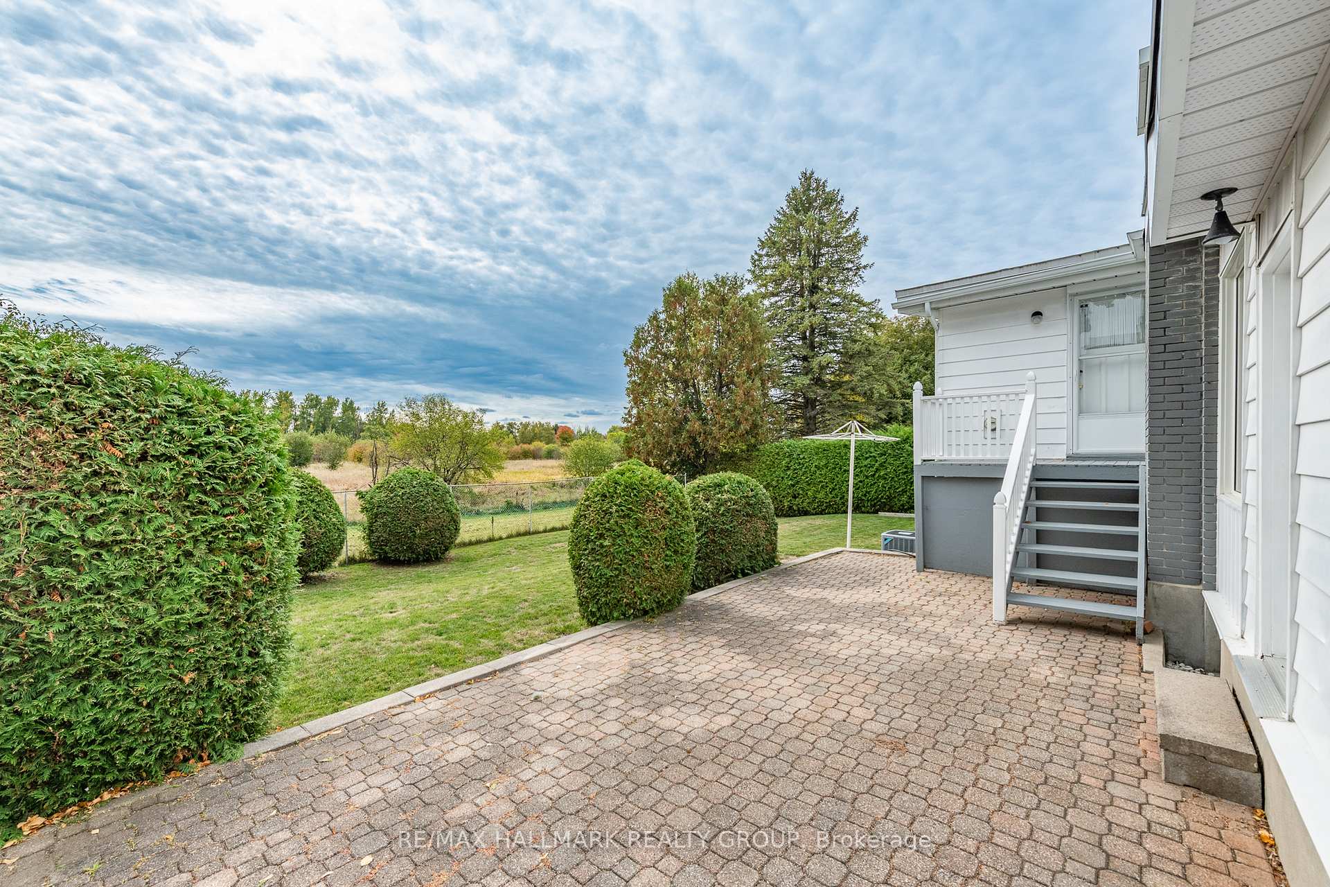 Photo 14 of 64 Sullivan Avenue, Ottawa, Meadowlands/Crestview — HOMEH