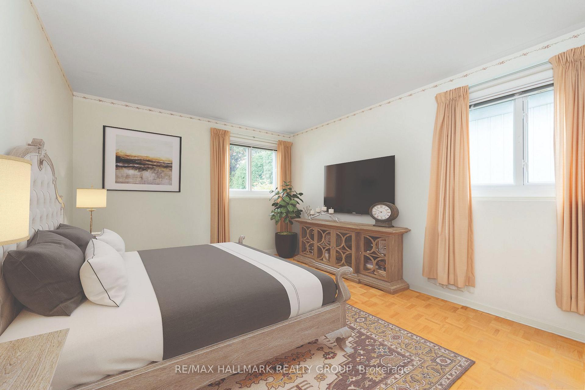Photo 27 of 64 Sullivan Avenue, Ottawa, Meadowlands/Crestview — HOMEH