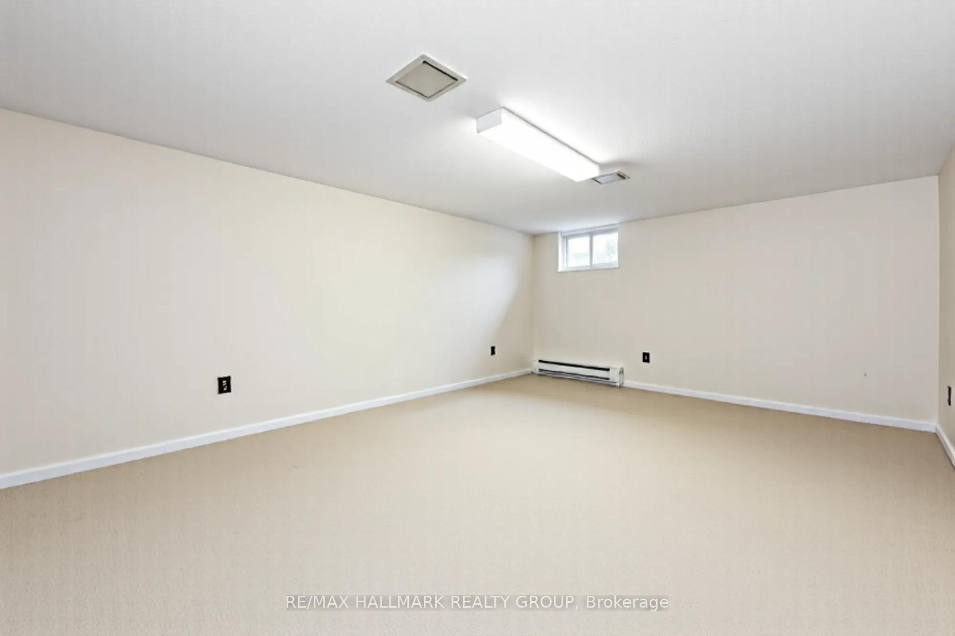 Photo 33 of 64 Sullivan Avenue, Ottawa, Meadowlands/Crestview — HOMEH