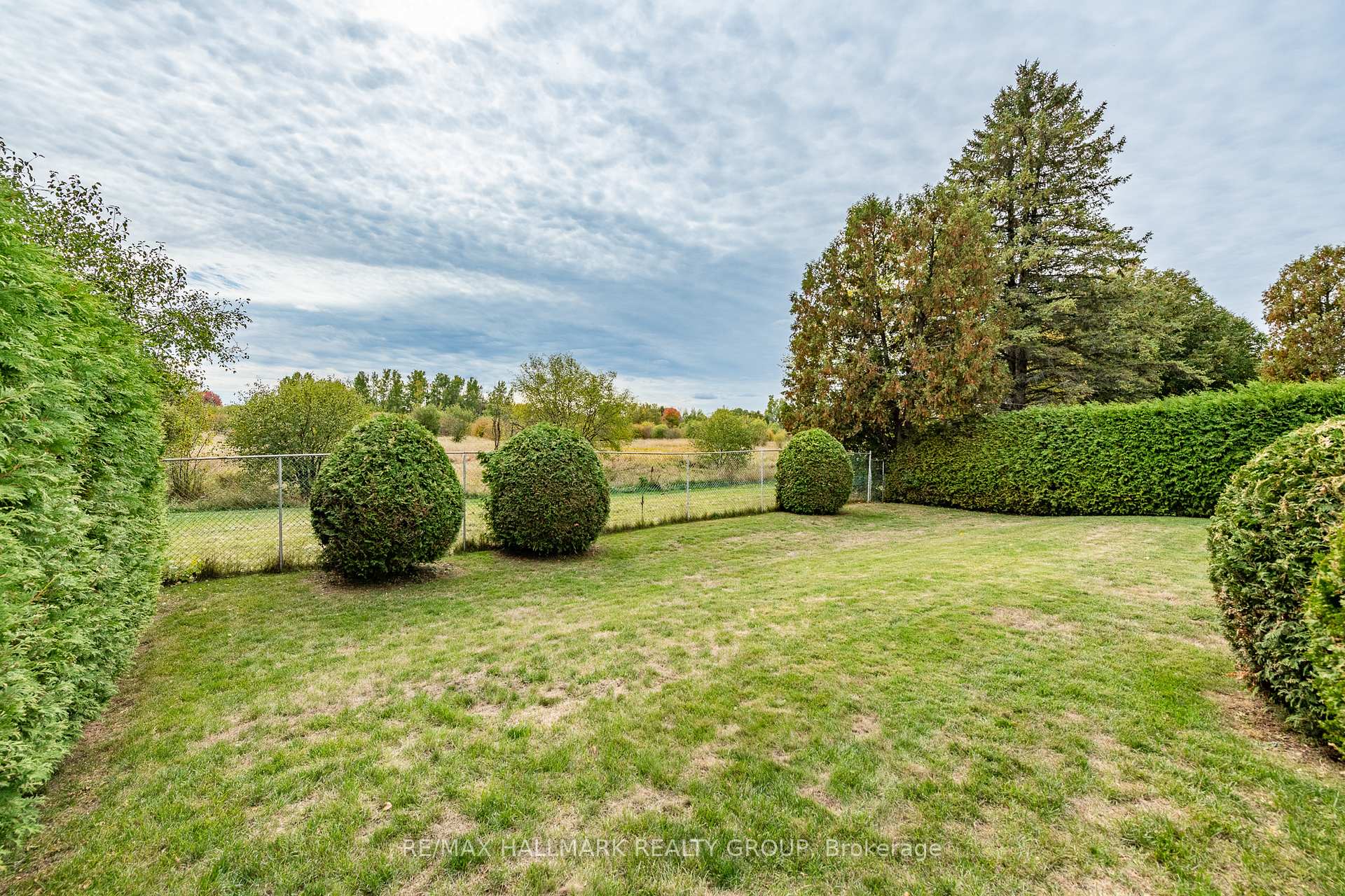 Photo 39 of 64 Sullivan Avenue, Ottawa, Meadowlands/Crestview — HOMEH