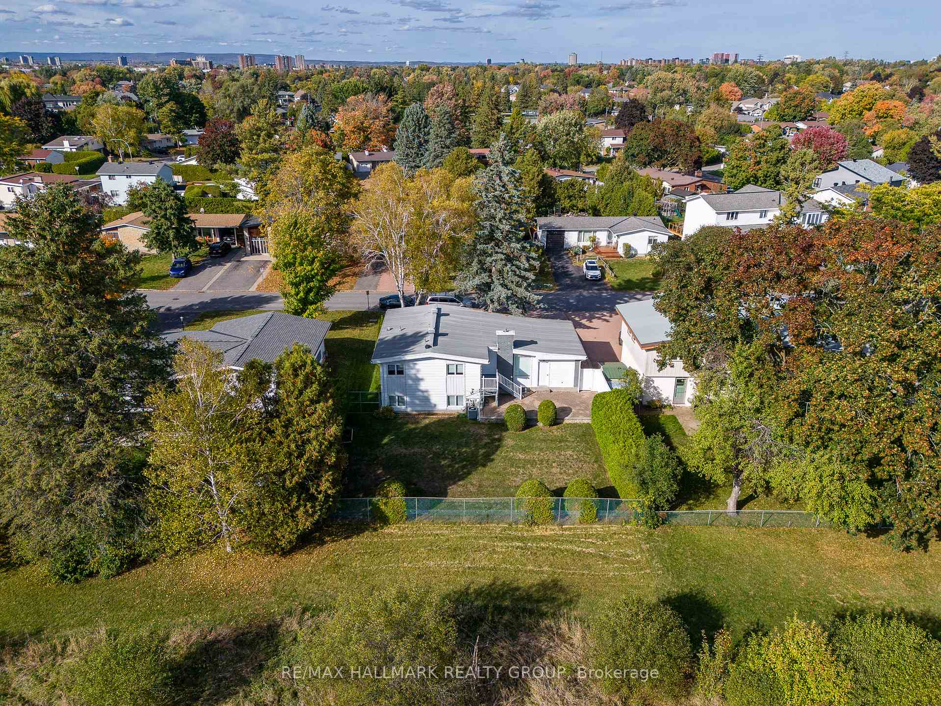 Photo 46 of 64 Sullivan Avenue, Ottawa, Meadowlands/Crestview — HOMEH