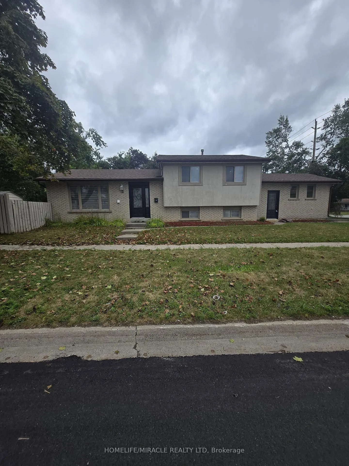 Photo 1 of 3 Sylvia Street, Barrie, Grove East — HOMEH