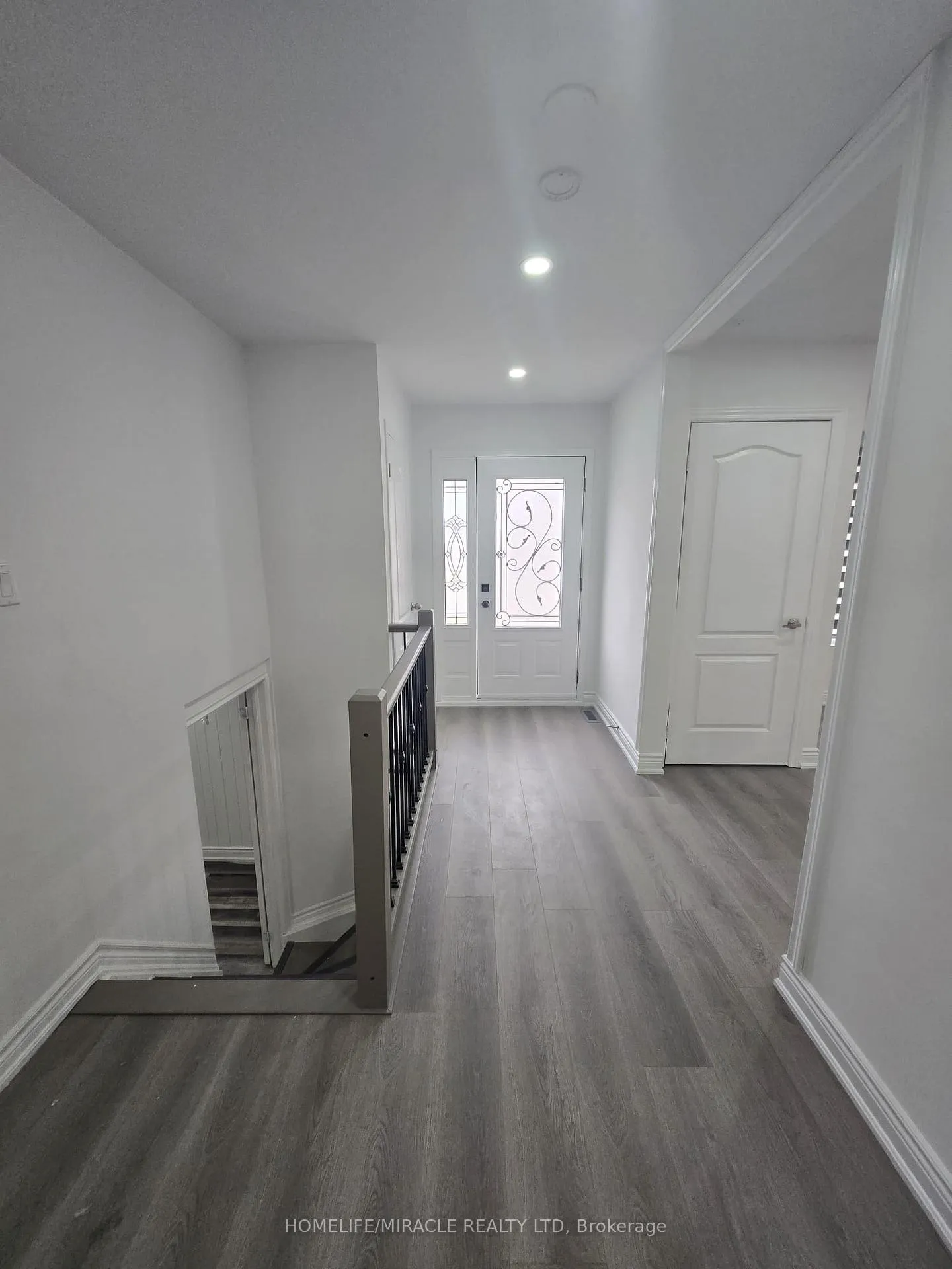 Photo 5 of 3 Sylvia Street, Barrie, Grove East — HOMEH