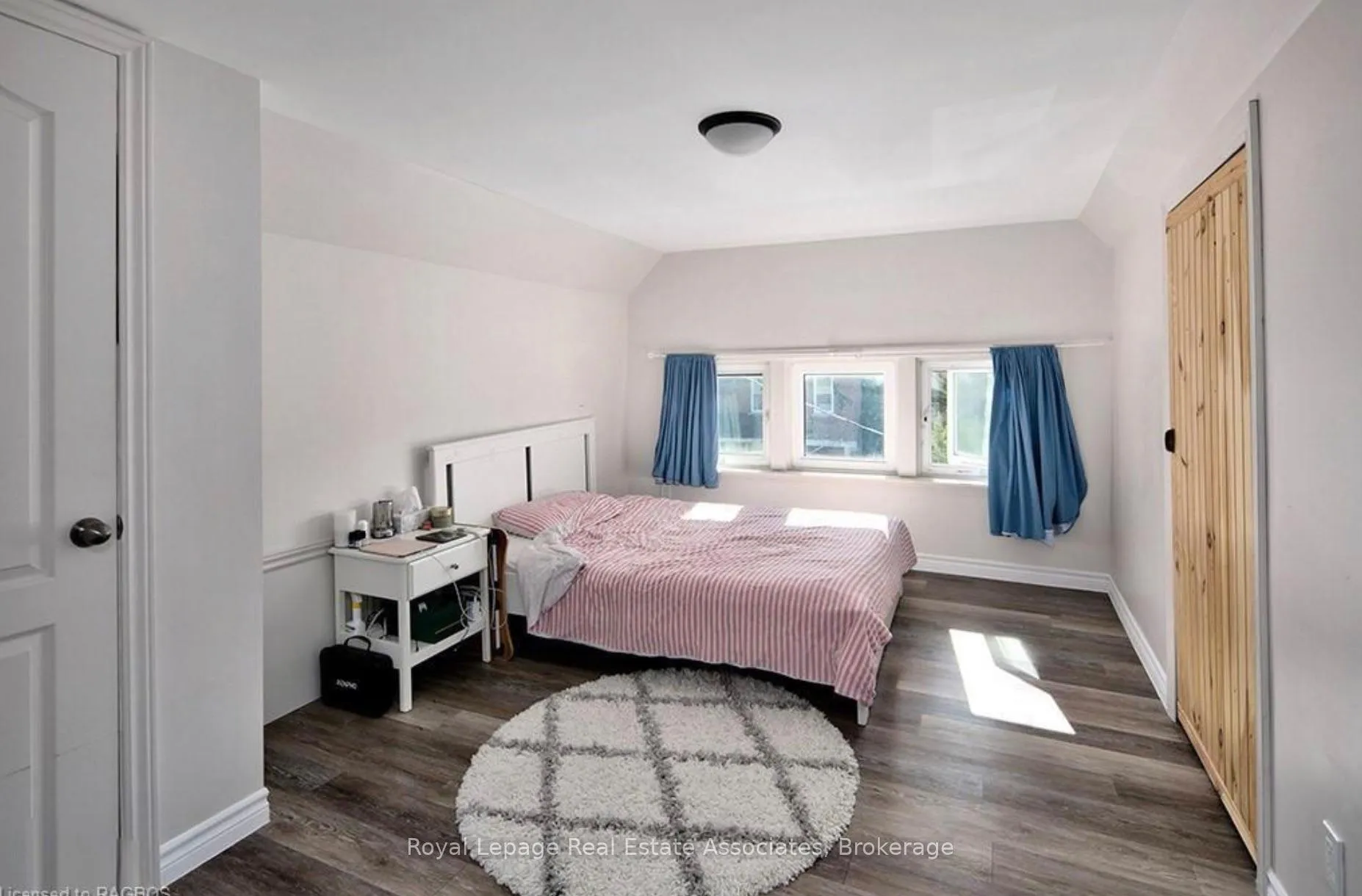 Front of Unit 3, 1114 4th Avenue E