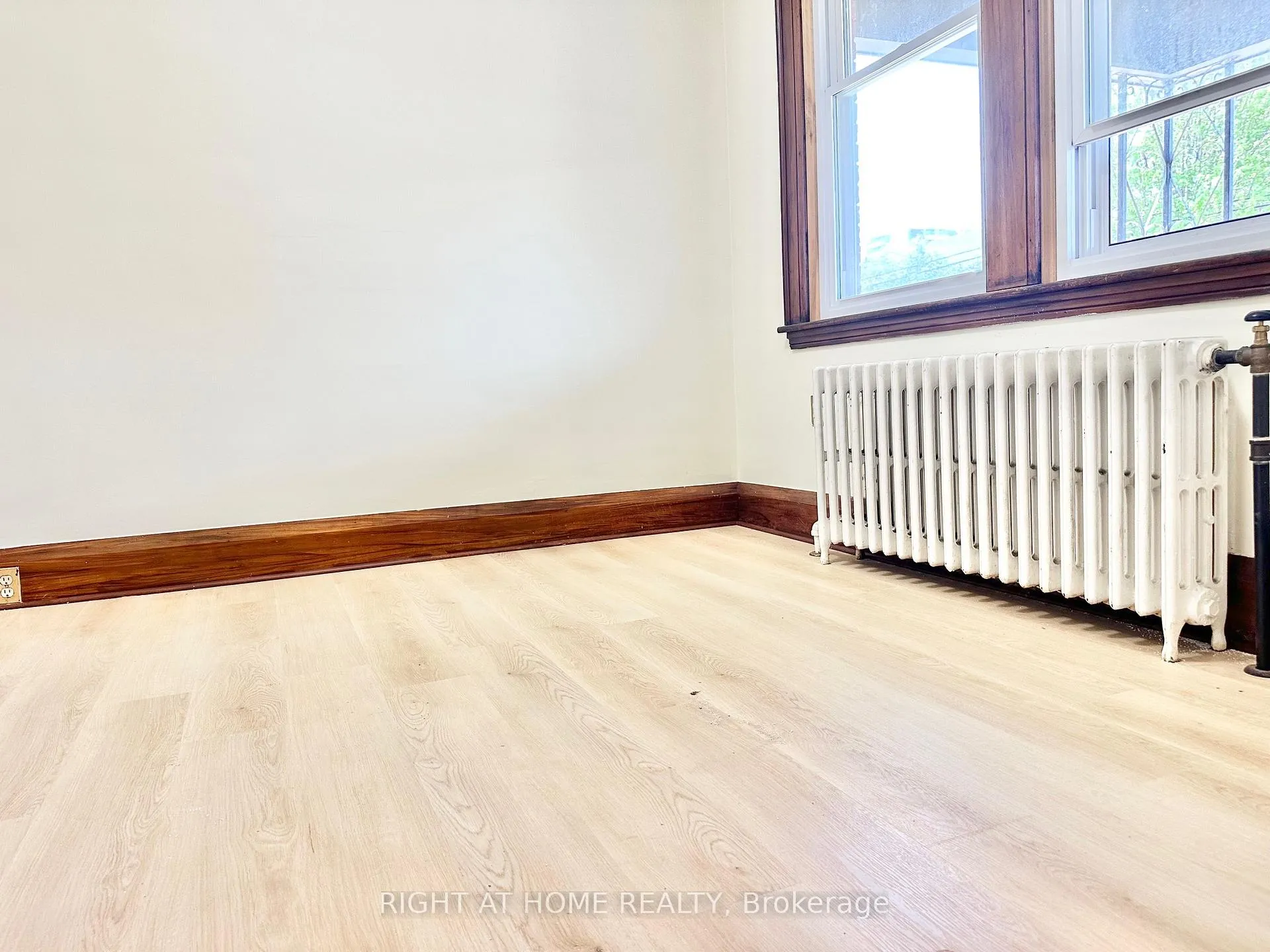 Photo 9 of 213 Rosewood Road, Hamilton, Glenview — HOMEH