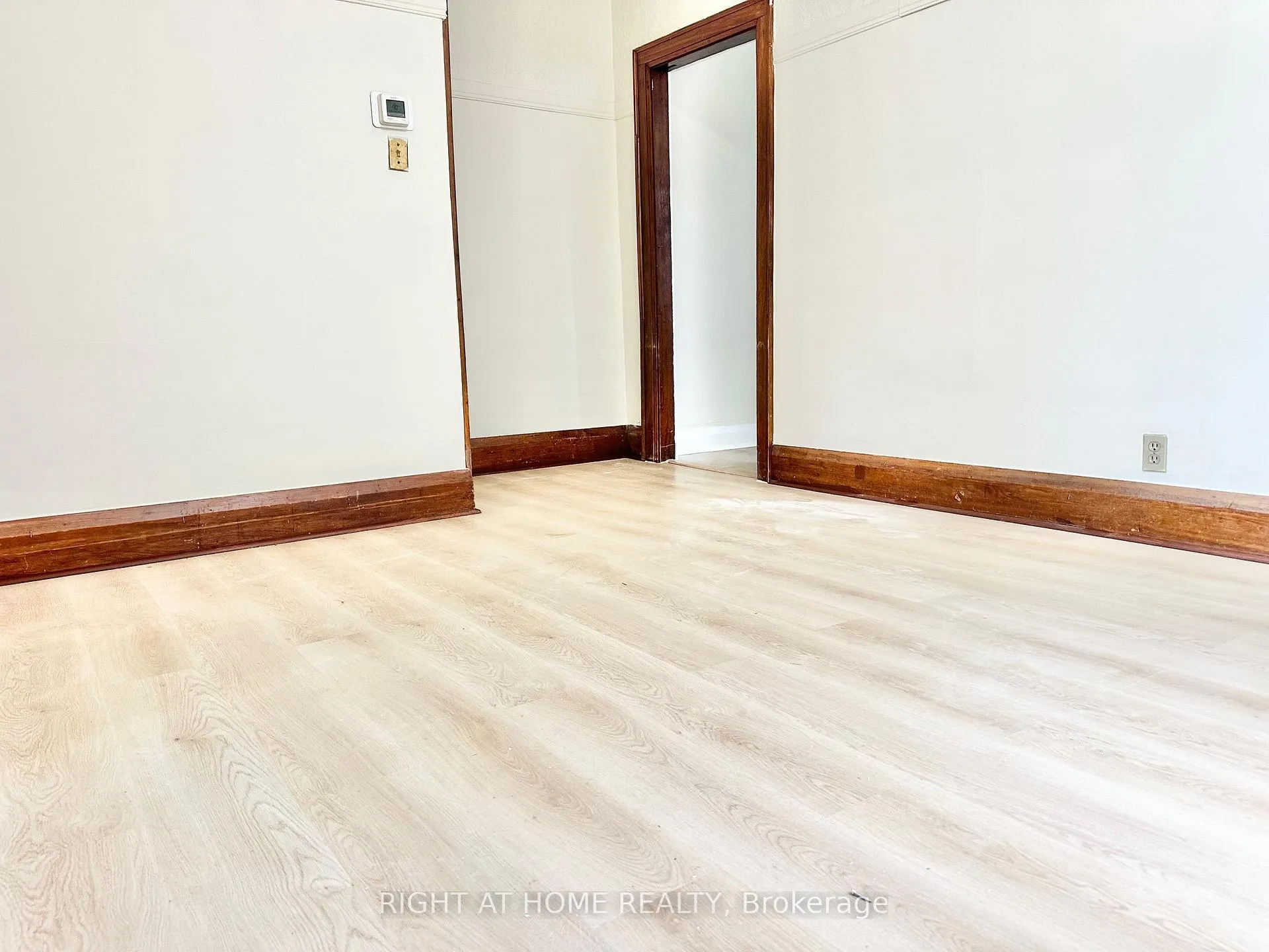 Photo 13 of 213 Rosewood Road, Hamilton, Glenview — HOMEH