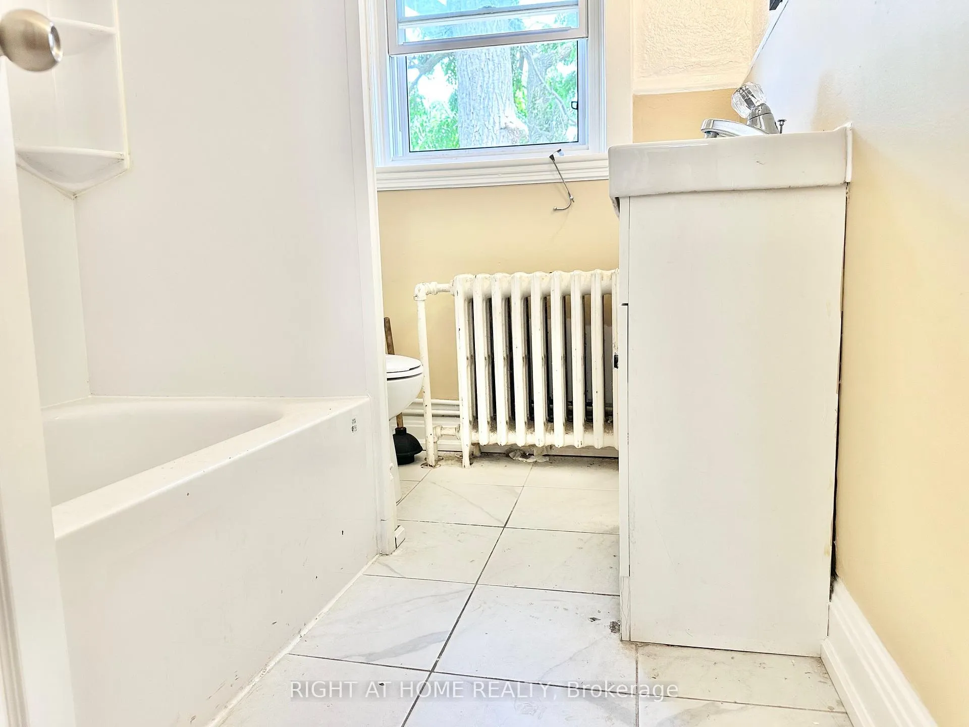 Photo 24 of 213 Rosewood Road, Hamilton, Glenview — HOMEH
