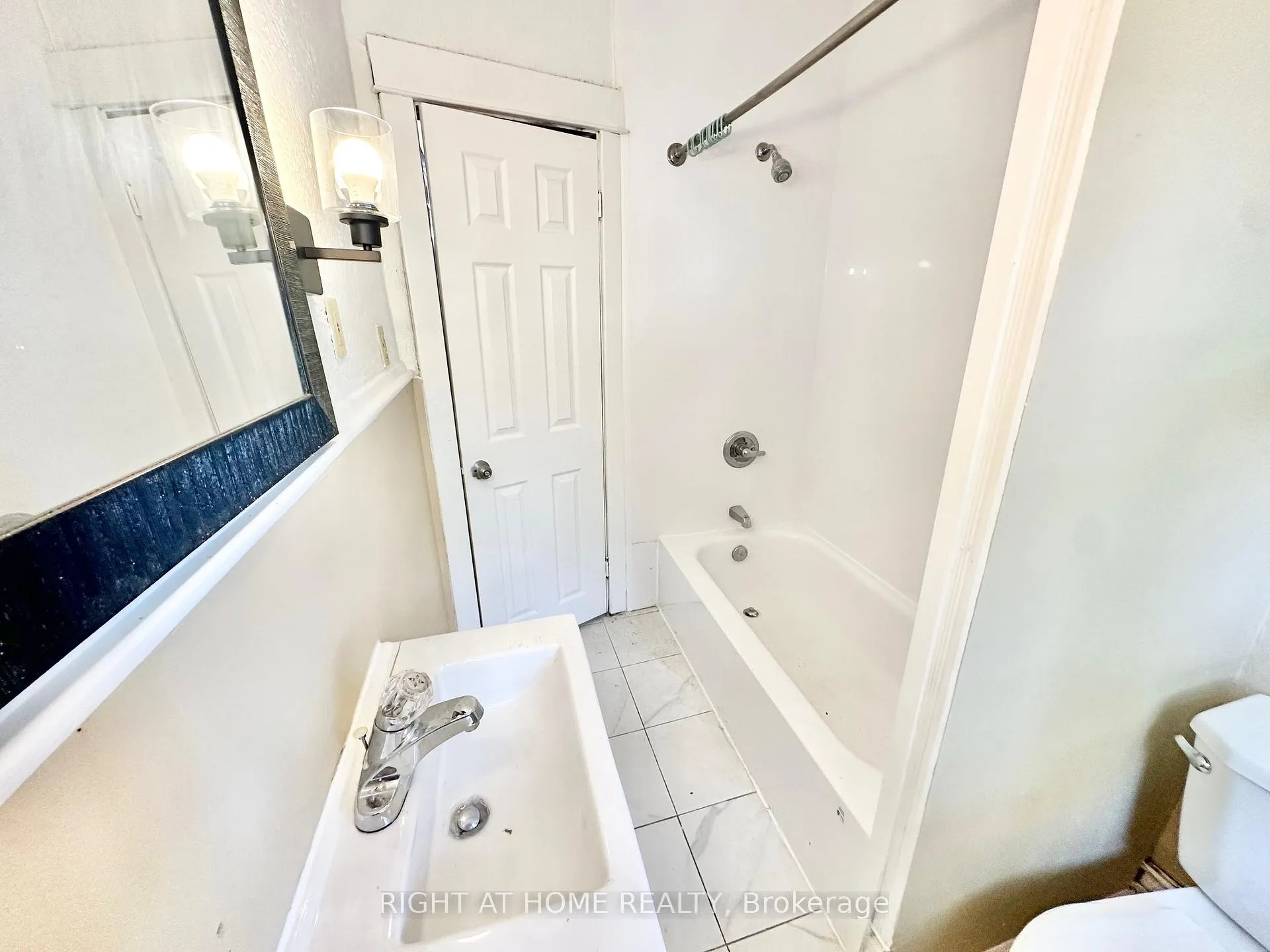 Photo 25 of 213 Rosewood Road, Hamilton, Glenview — HOMEH