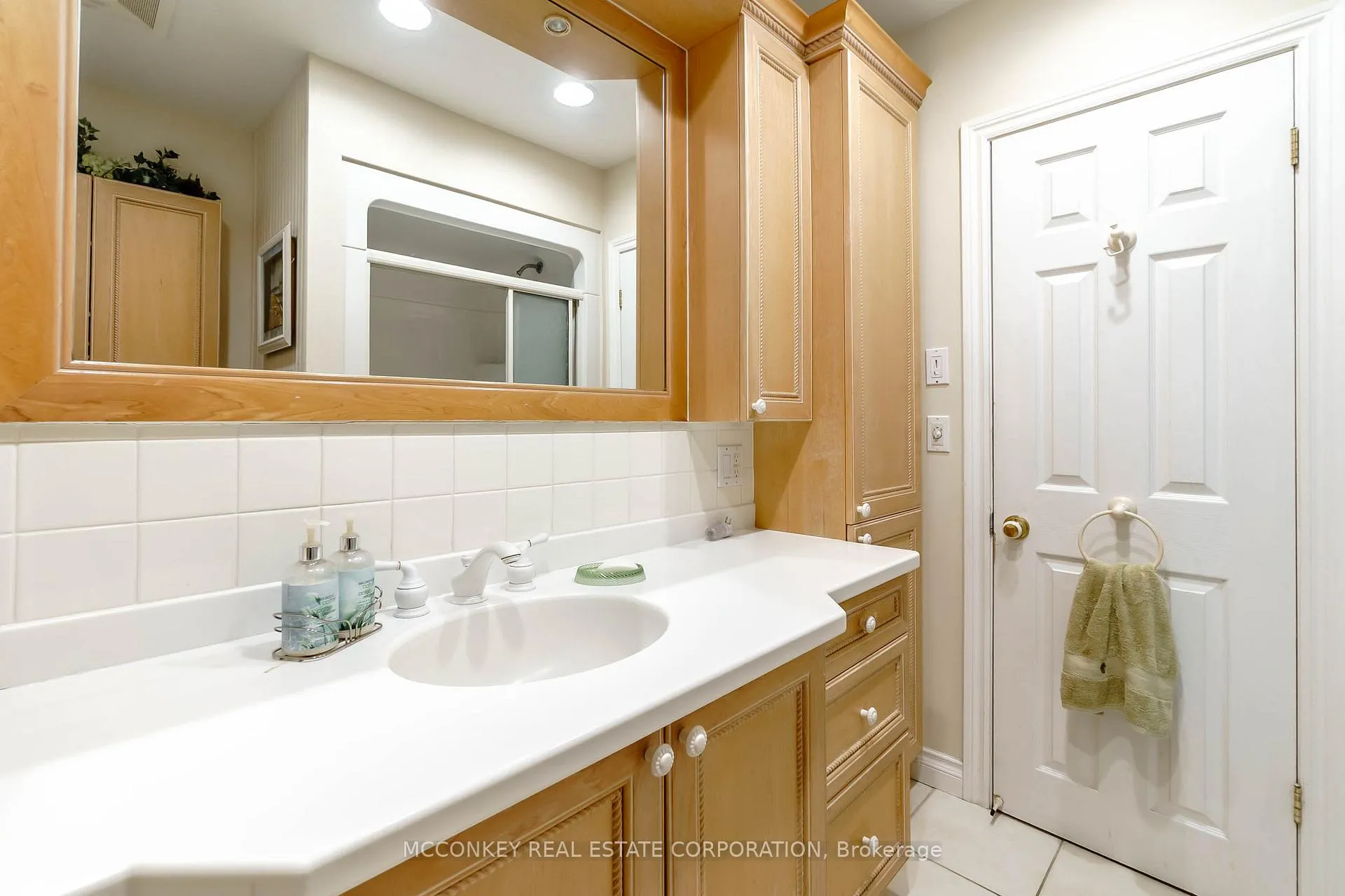 Photo 22 of 244 Sherin Avenue, Peterborough, Ashburnham Ward 4 — HOMEH