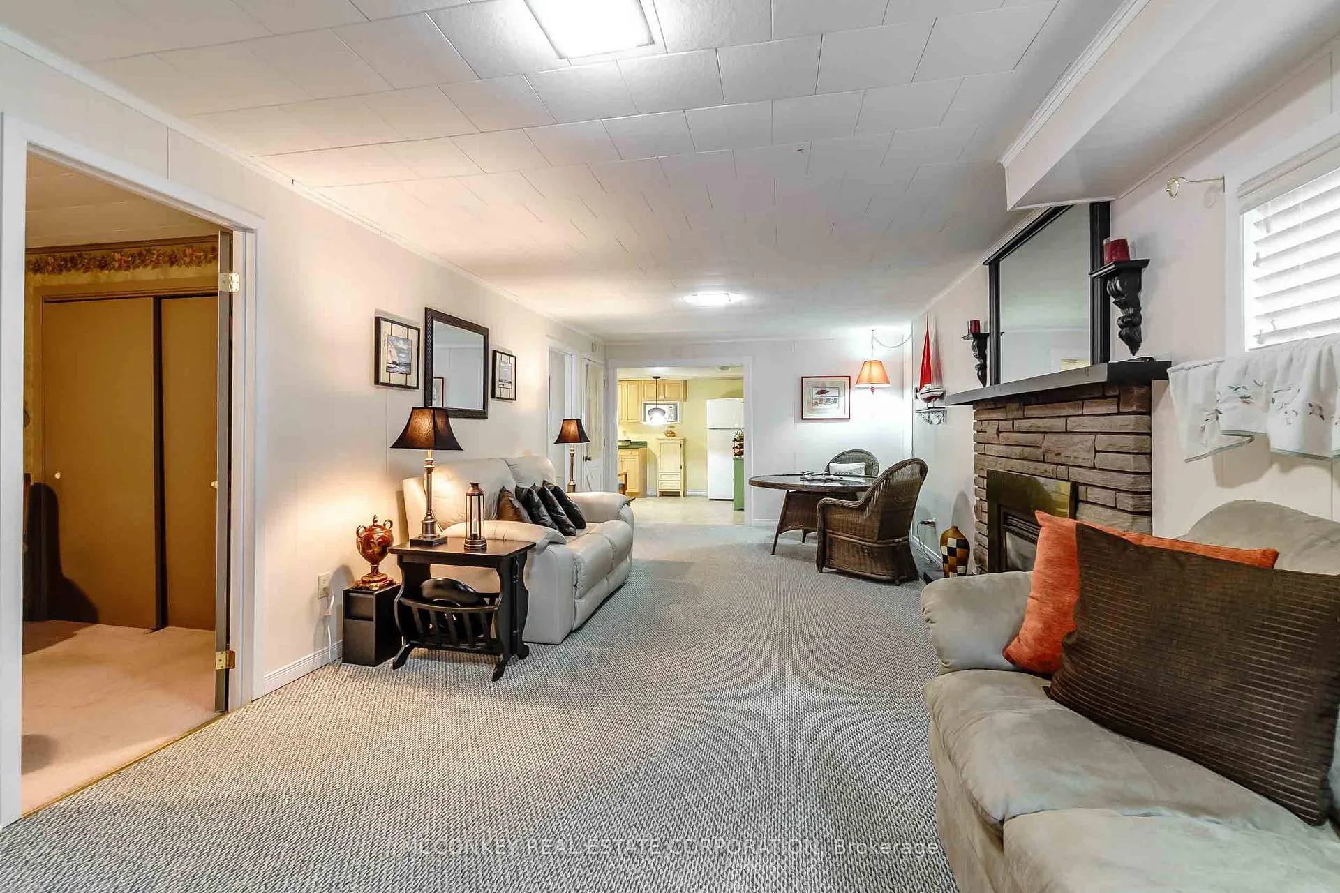 Photo 29 of 244 Sherin Avenue, Peterborough, Ashburnham Ward 4 — HOMEH