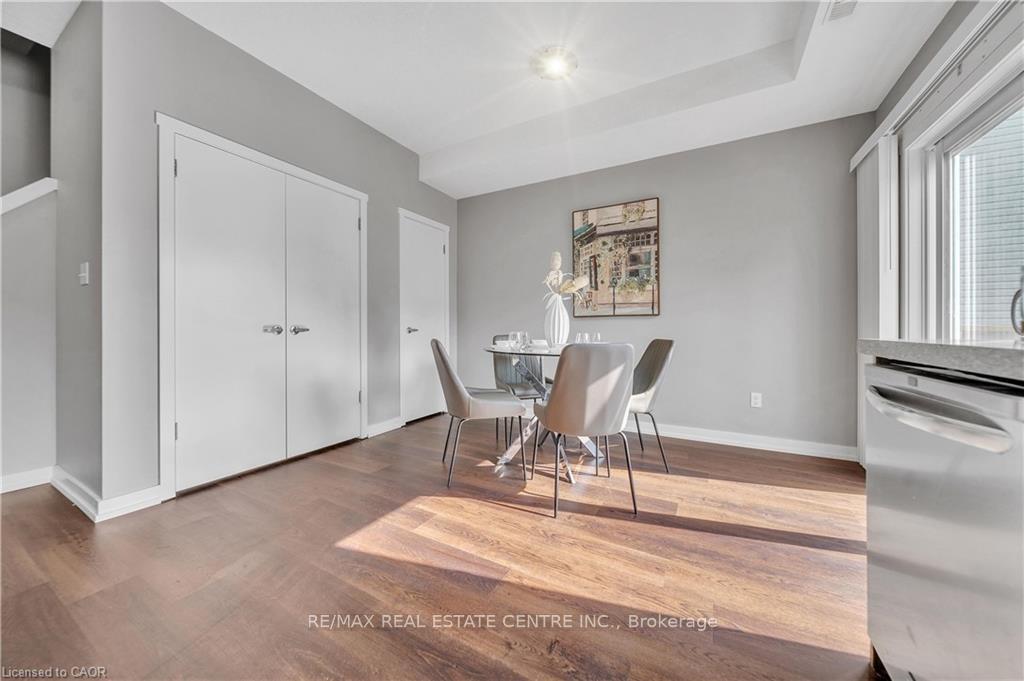 Photo 8 of 707 Frederick Street, Kitchener — HOMEH