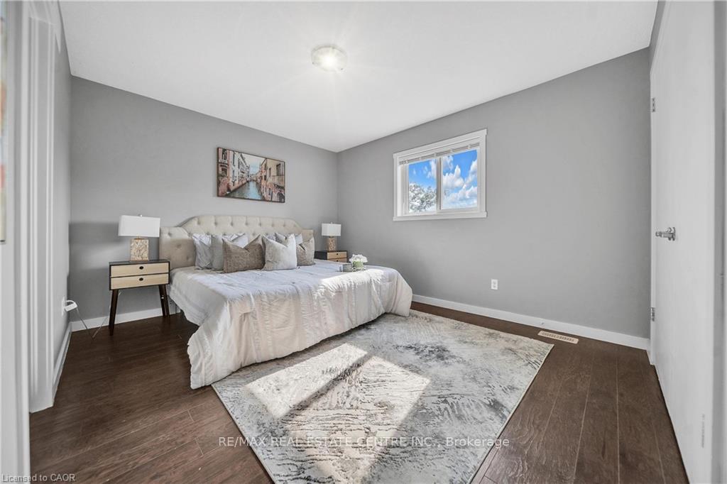 Photo 14 of 707 Frederick Street, Kitchener — HOMEH