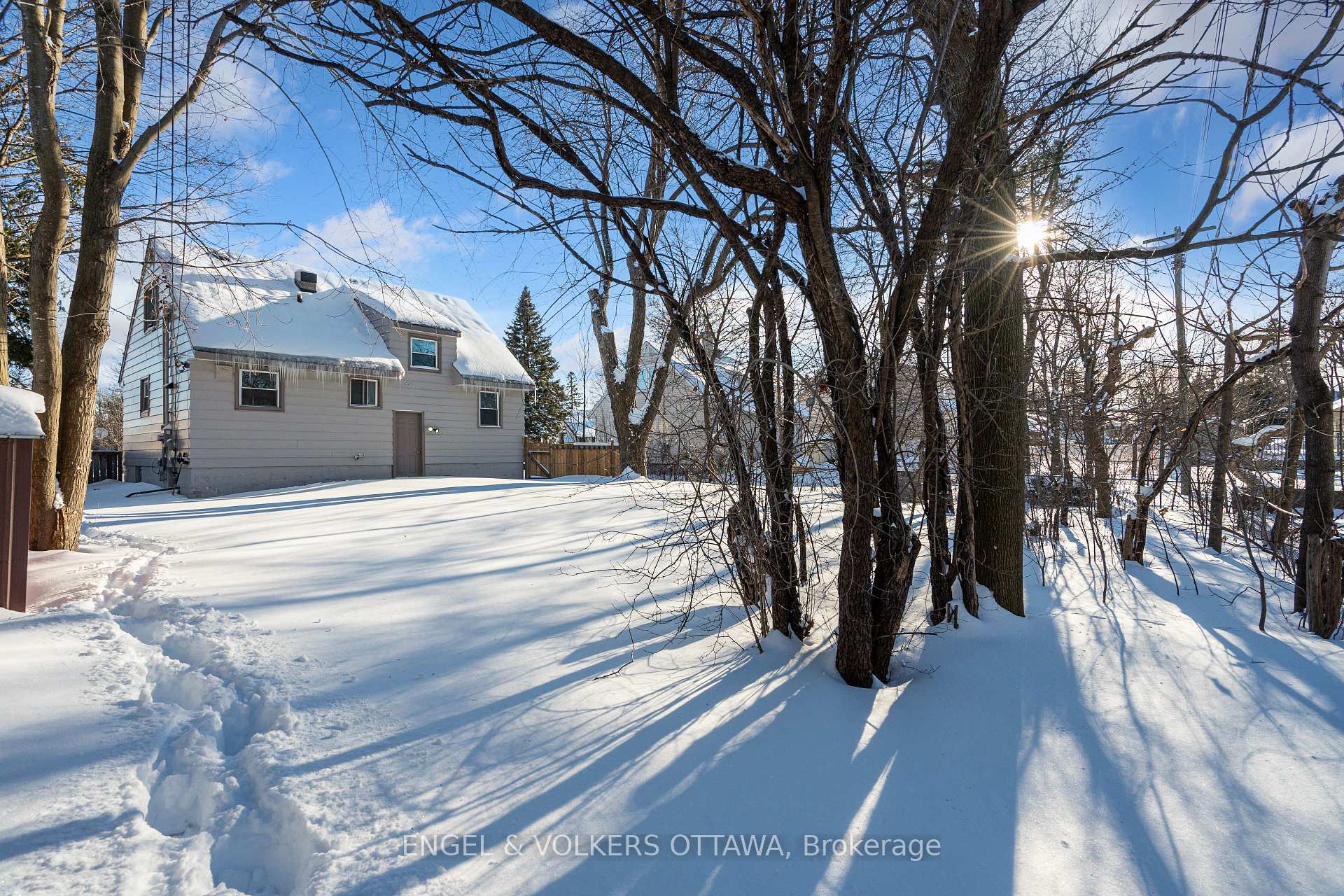 Photo 29 of 7 Starwood Road, Ottawa, Meadowlands/St. Claire Gardens — HOMEH