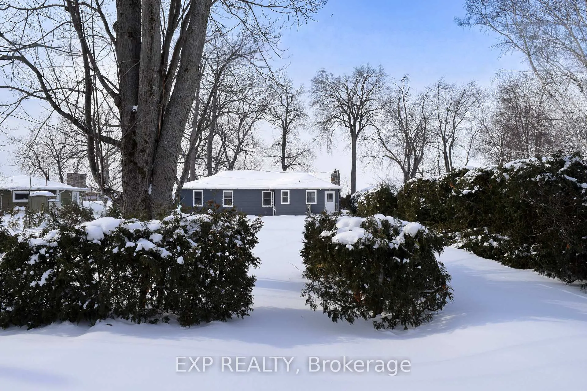 Front of 28 McRae Beach Road S