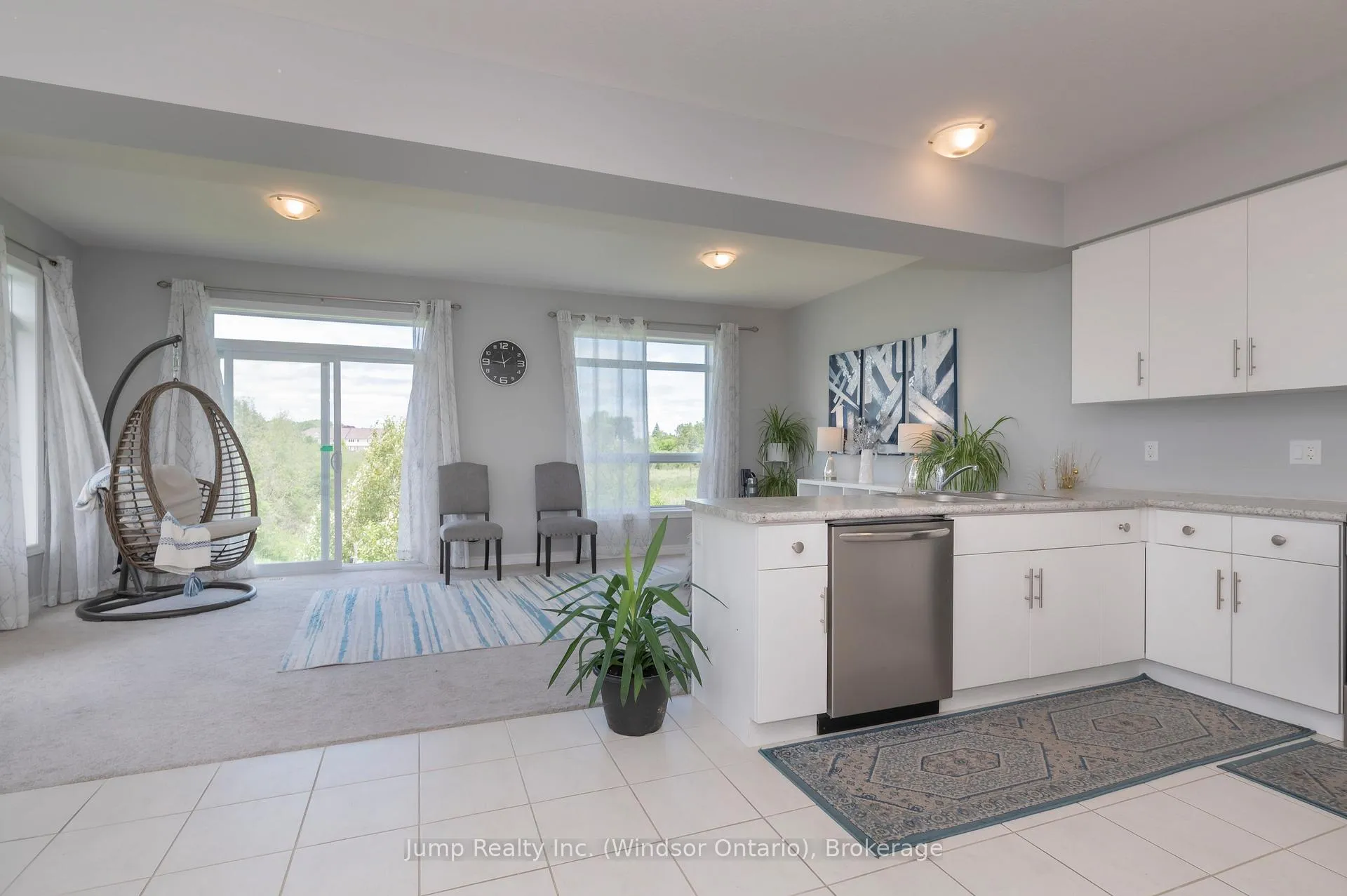 Photo 10 of 229 Macalister Boulevard, Guelph, Kortright East — HOMEH