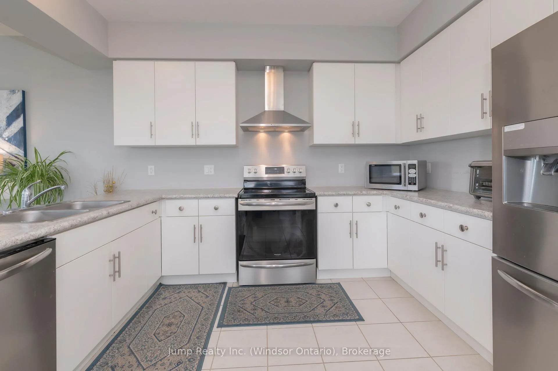 Photo 16 of 229 Macalister Boulevard, Guelph, Kortright East — HOMEH