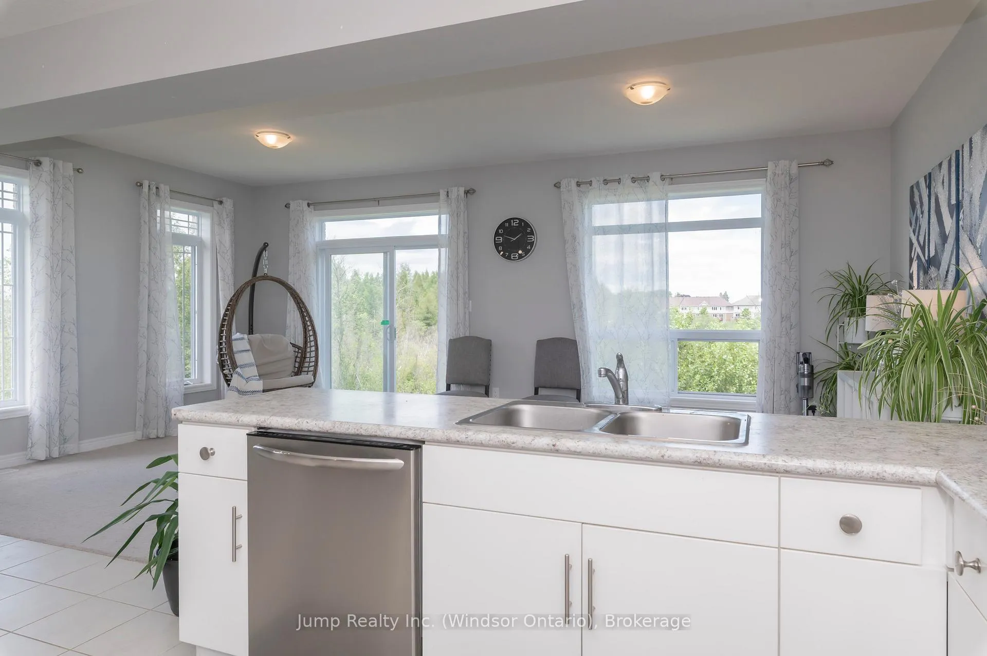 Photo 17 of 229 Macalister Boulevard, Guelph, Kortright East — HOMEH