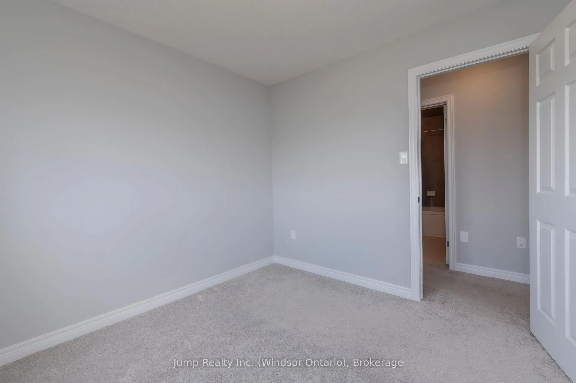 Photo 29 of 229 Macalister Boulevard, Guelph, Kortright East — HOMEH