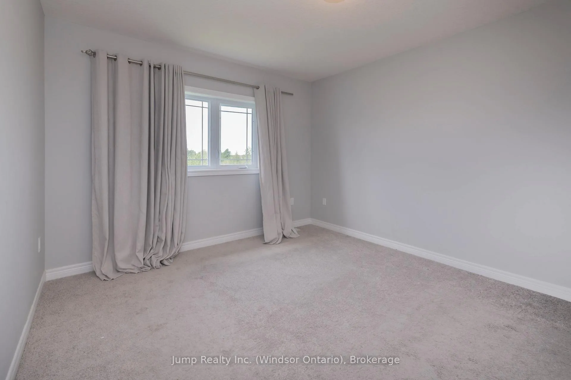 Photo 33 of 229 Macalister Boulevard, Guelph, Kortright East — HOMEH