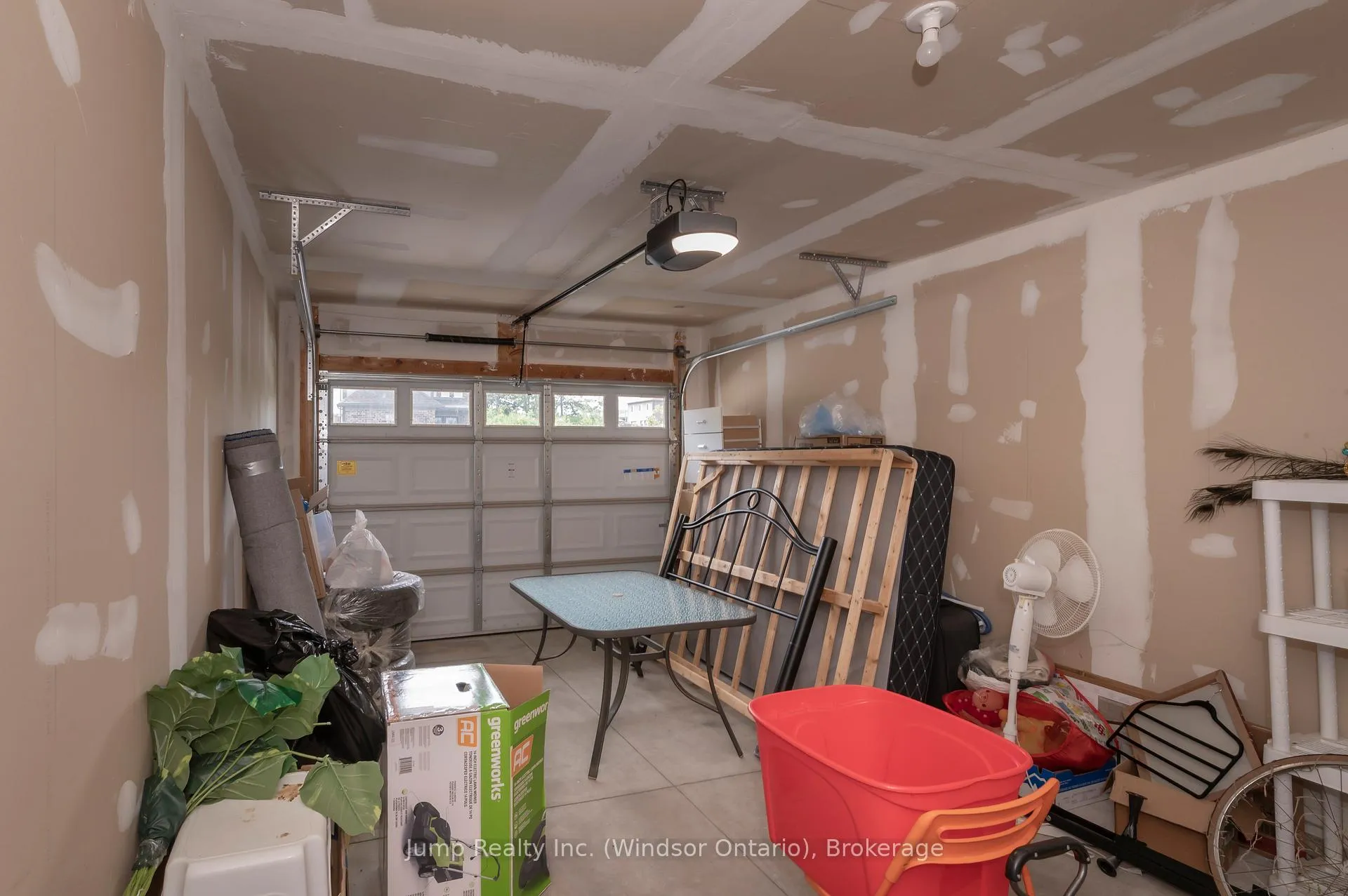 Photo 39 of 229 Macalister Boulevard, Guelph, Kortright East — HOMEH