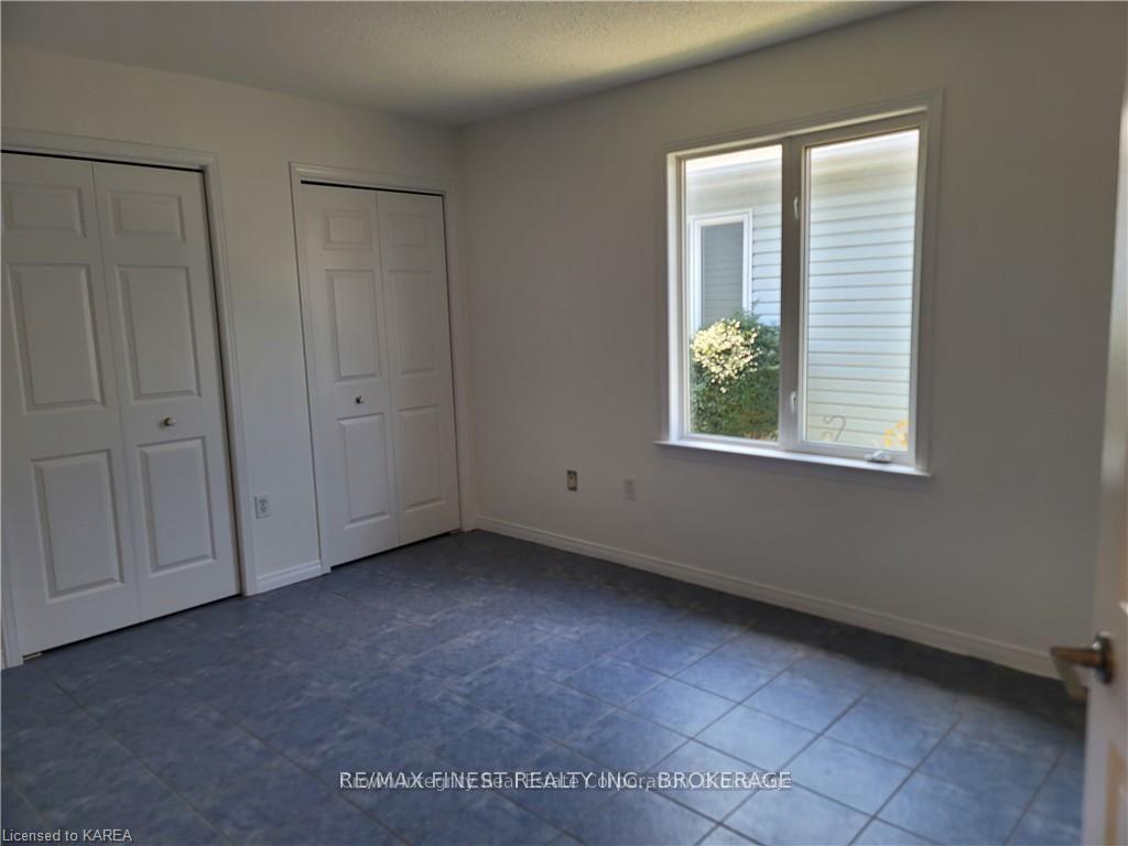 Photo 11 of 56 Wilson Street, Kingston, Rideau — HOMEH