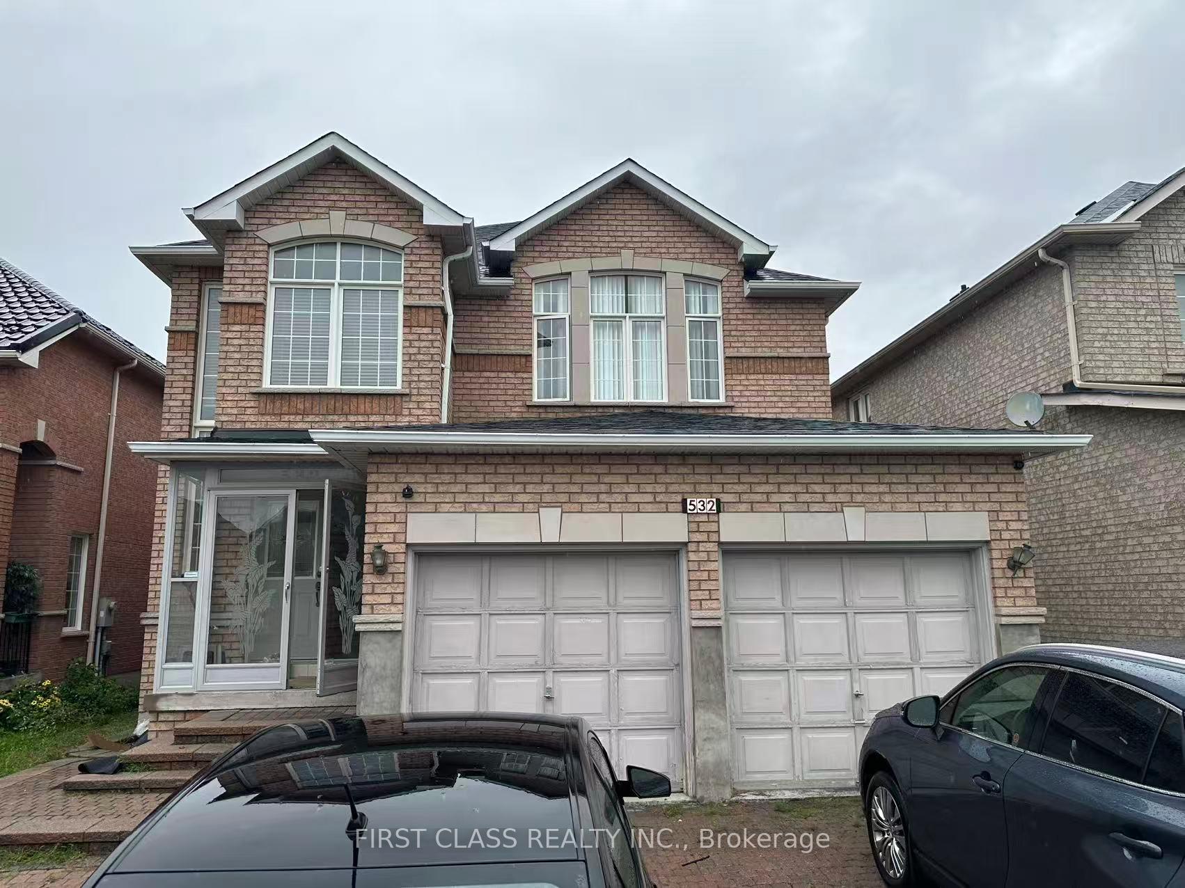 Front of 532 Highglen Avenue
