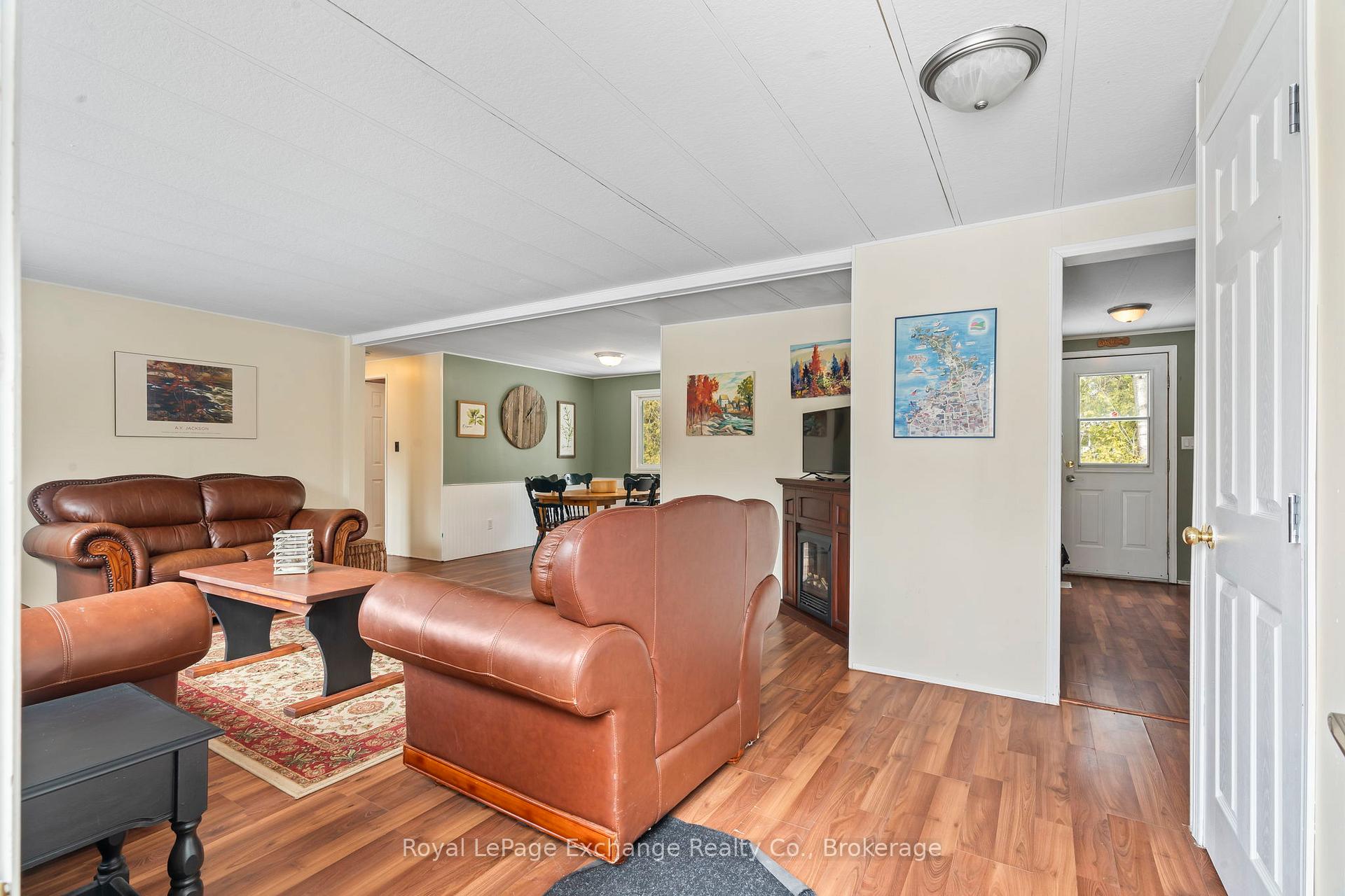 Photo 3 of 184 Scotts Point Road, Kincardine — HOMEH