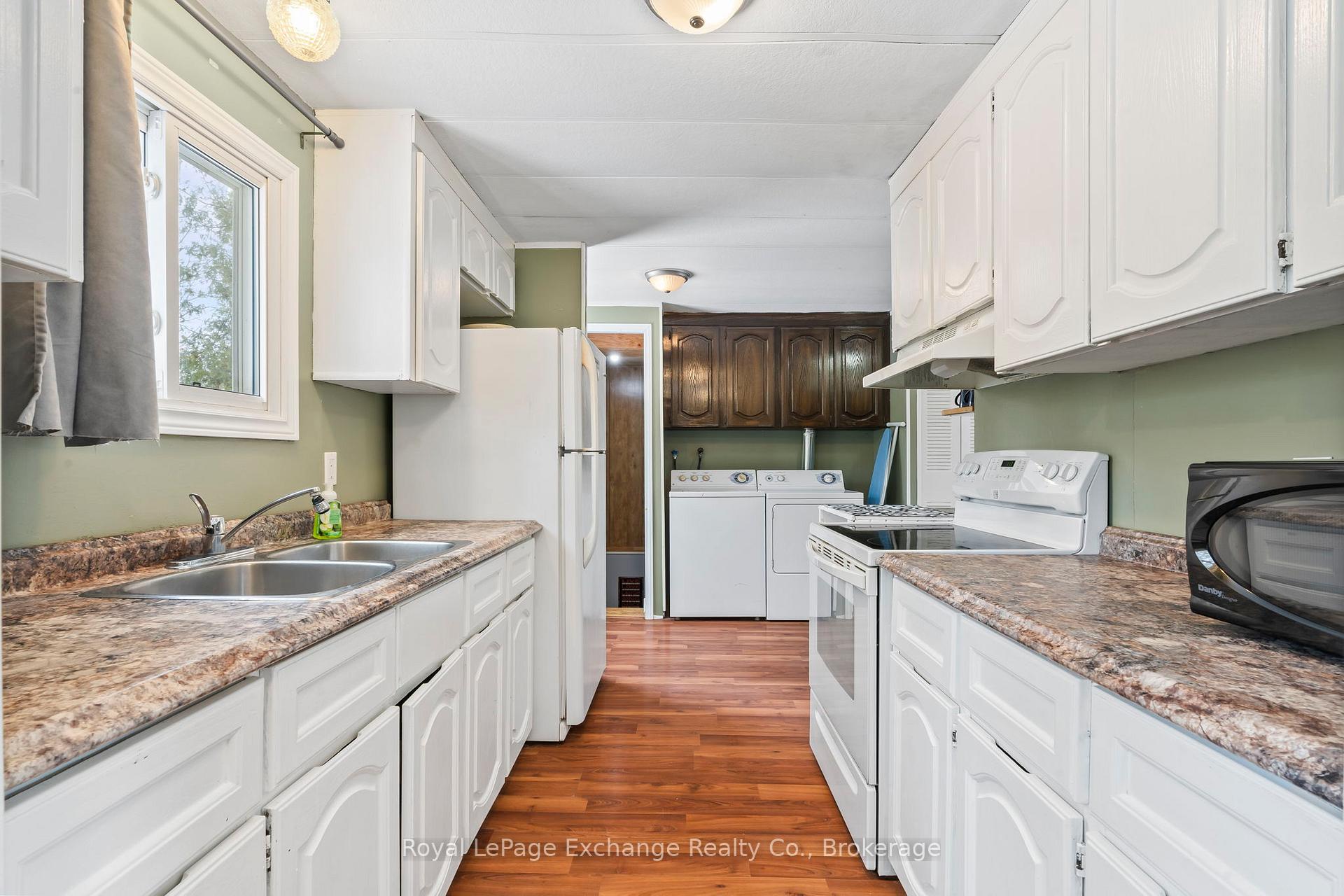 Photo 8 of 184 Scotts Point Road, Kincardine — HOMEH