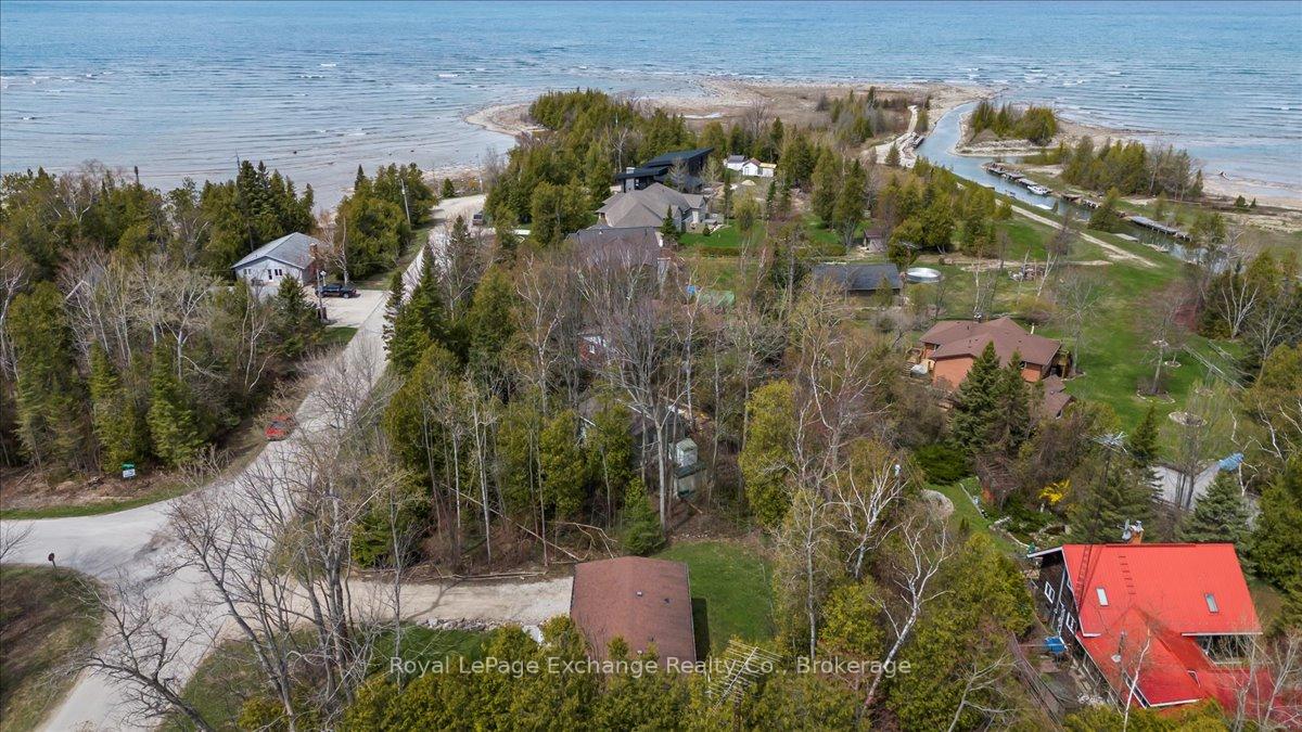 Photo 26 of 184 Scotts Point Road, Kincardine — HOMEH