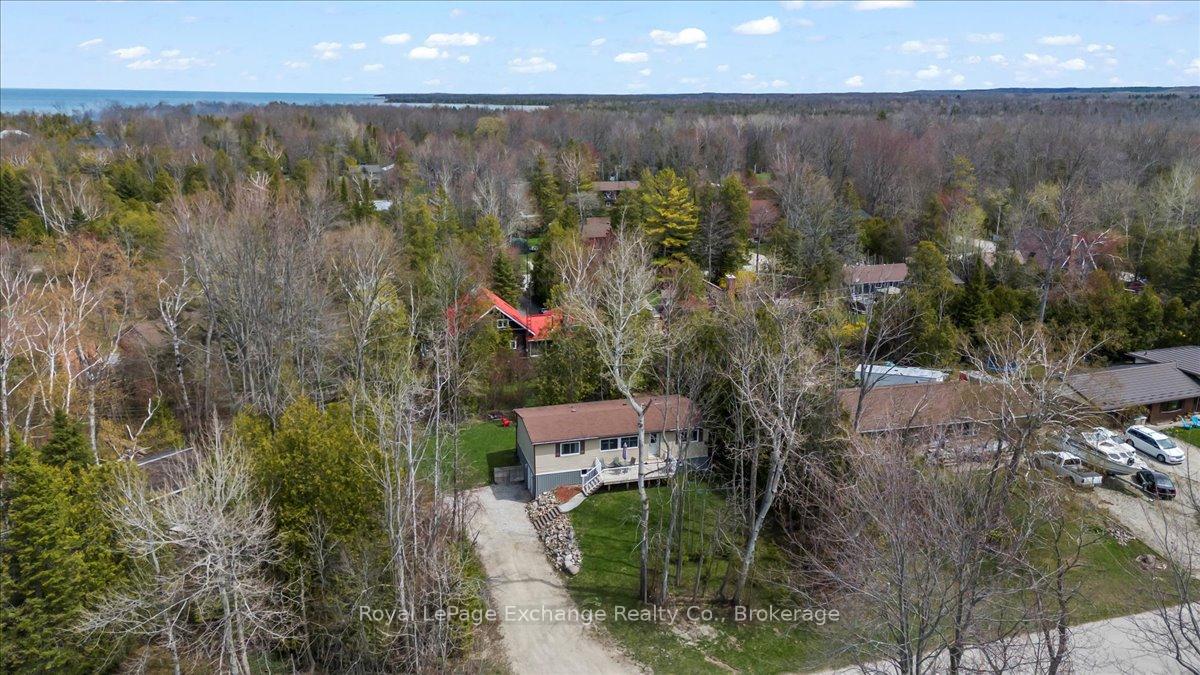 Photo 31 of 184 Scotts Point Road, Kincardine — HOMEH