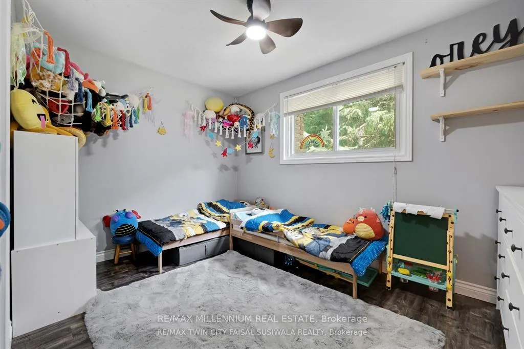 Photo 16 of Unit Upper, 158 Coach Hill Drive, Kitchener — HOMEH