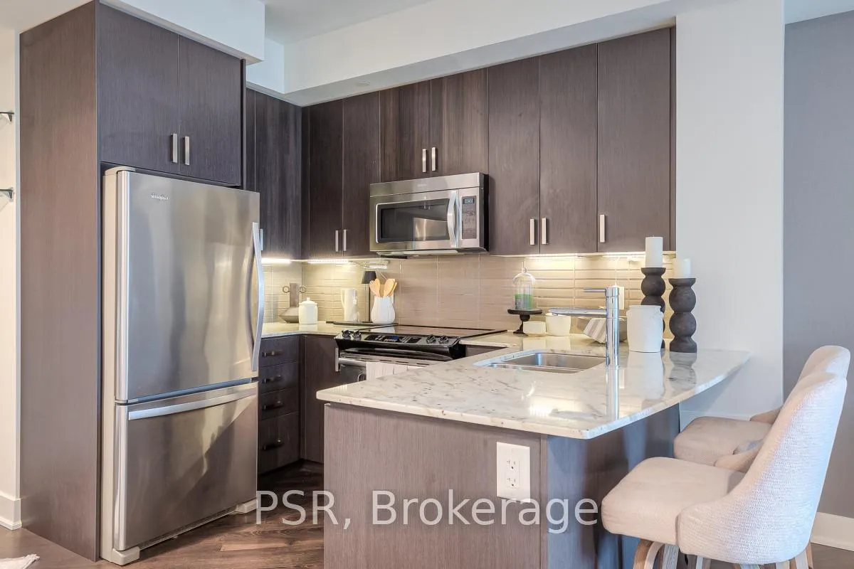 Photo 11 of Unit 306, 7608 Yonge Street, Vaughan, Crestwood-Springfarm-Yorkhill — HOMEH
