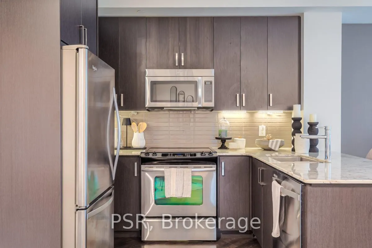 Photo 12 of Unit 306, 7608 Yonge Street, Vaughan, Crestwood-Springfarm-Yorkhill — HOMEH