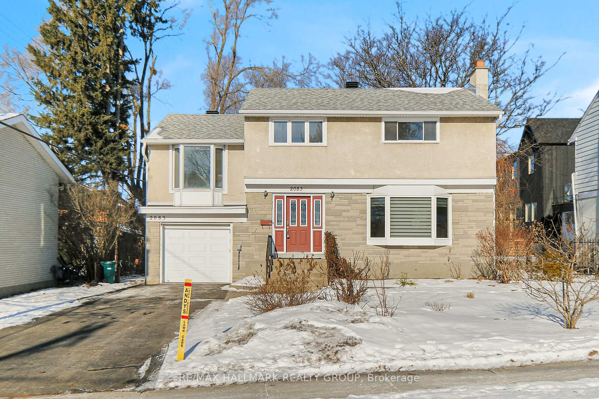 Photo 1 of 2083 Lenester Avenue, Ottawa, McKellar Heights/Glabar Park — HOMEH