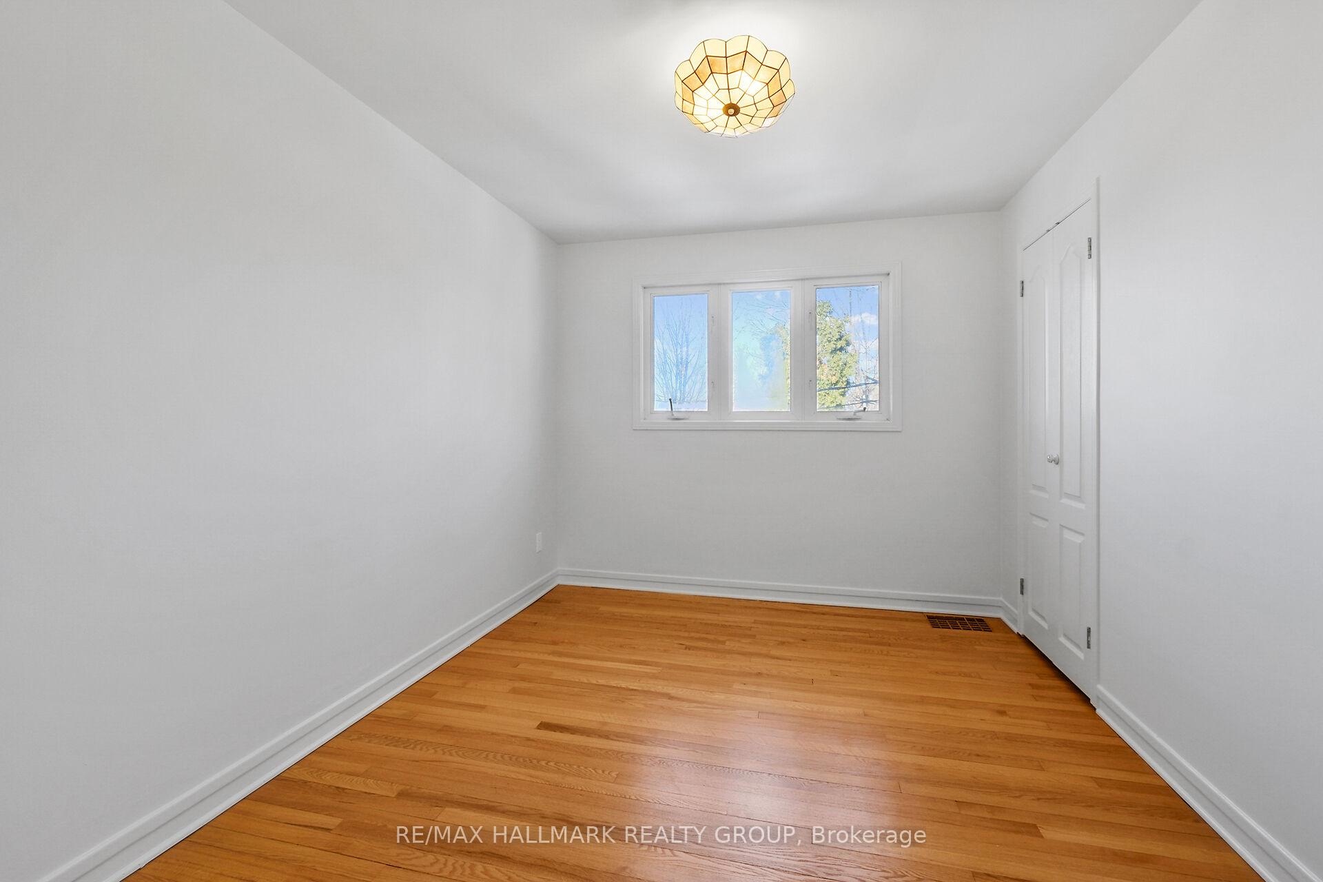 Photo 23 of 2083 Lenester Avenue, Ottawa, McKellar Heights/Glabar Park — HOMEH