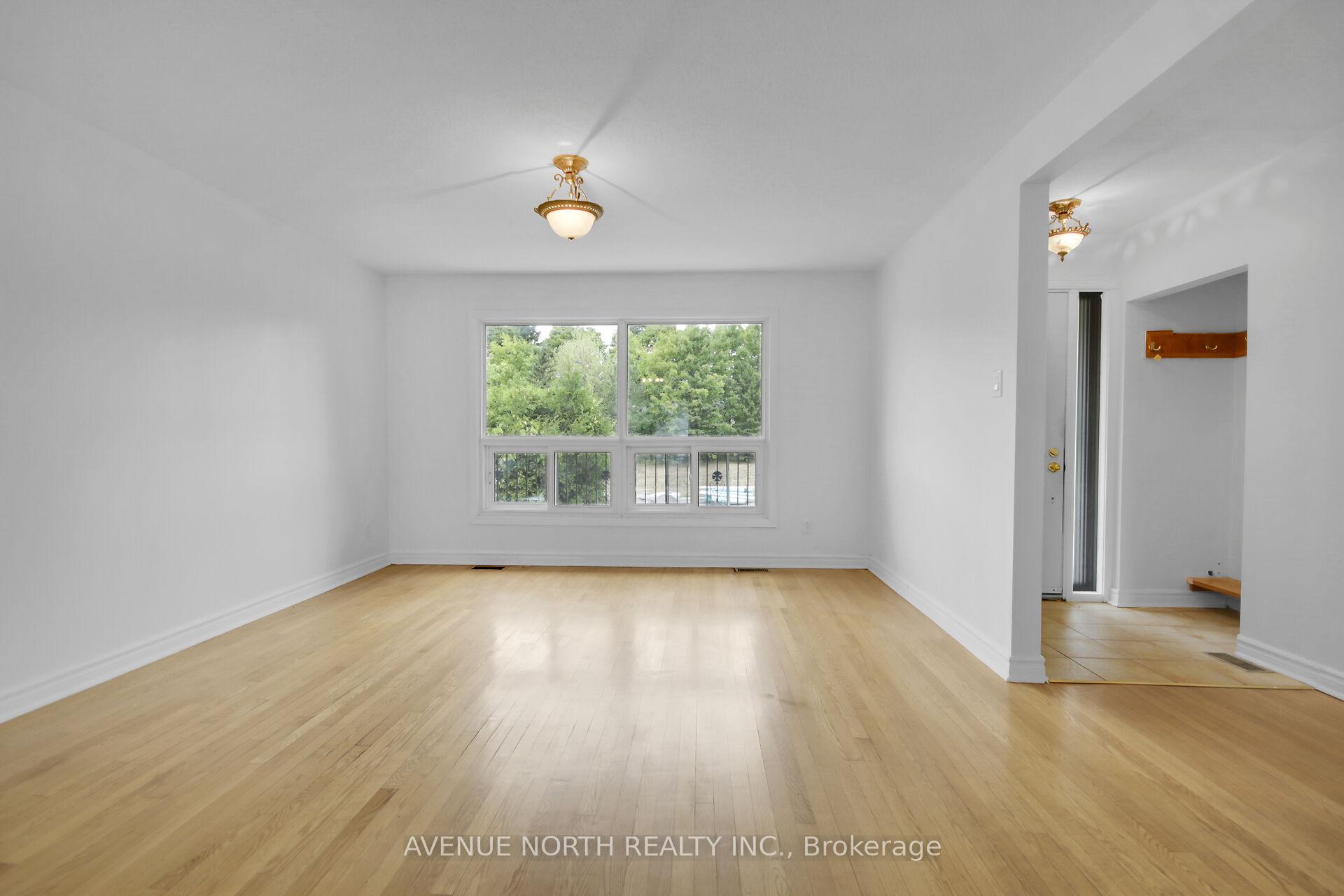 Photo 6 of 1254 Heron Road, Ottawa, Ridgemont — HOMEH