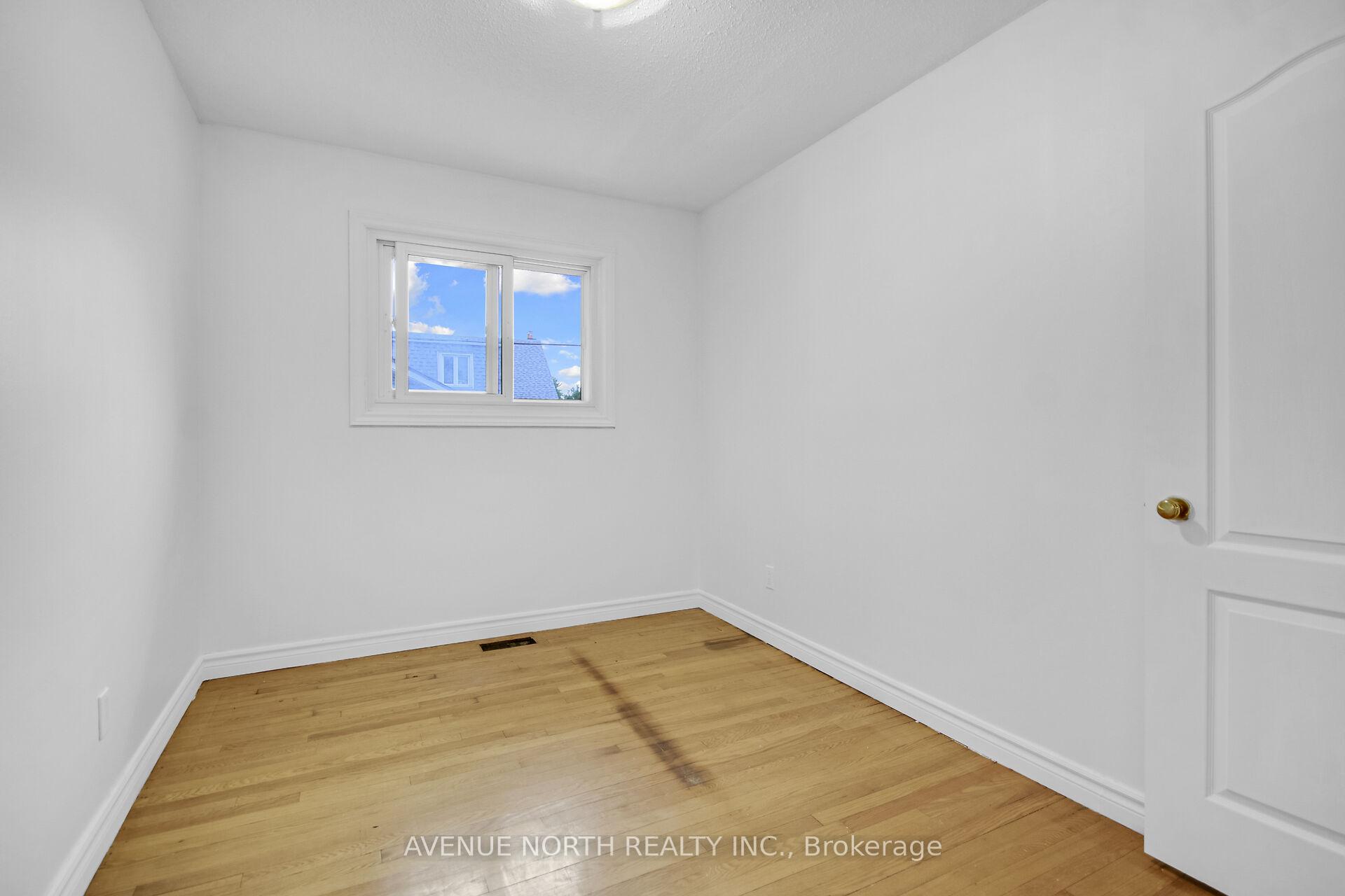 Photo 21 of 1254 Heron Road, Ottawa, Ridgemont — HOMEH
