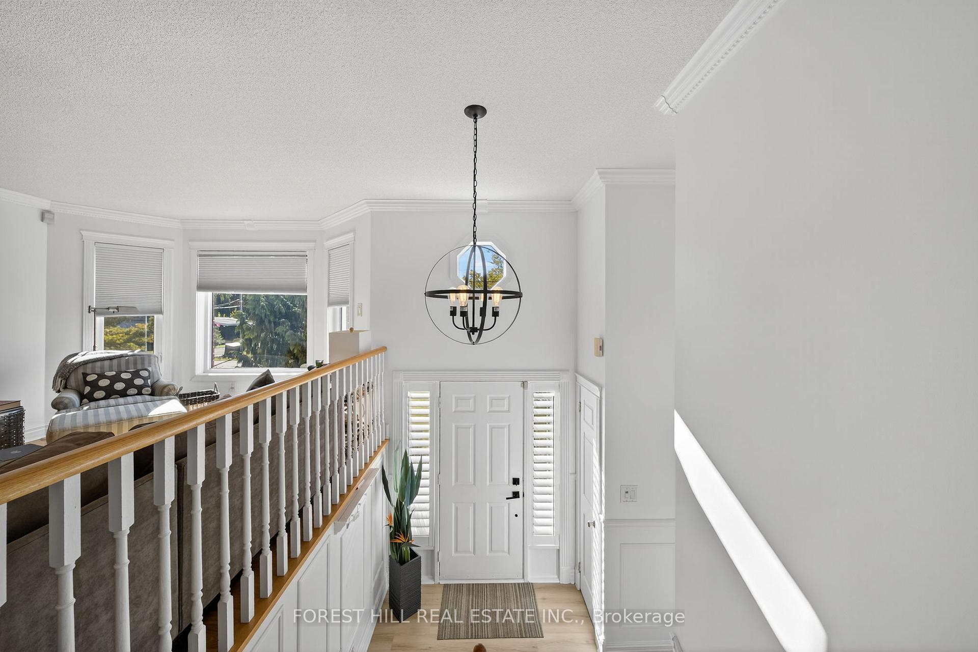 Photo 3 of 694 Cedar Path, Innisfil, Alcona — HOMEH