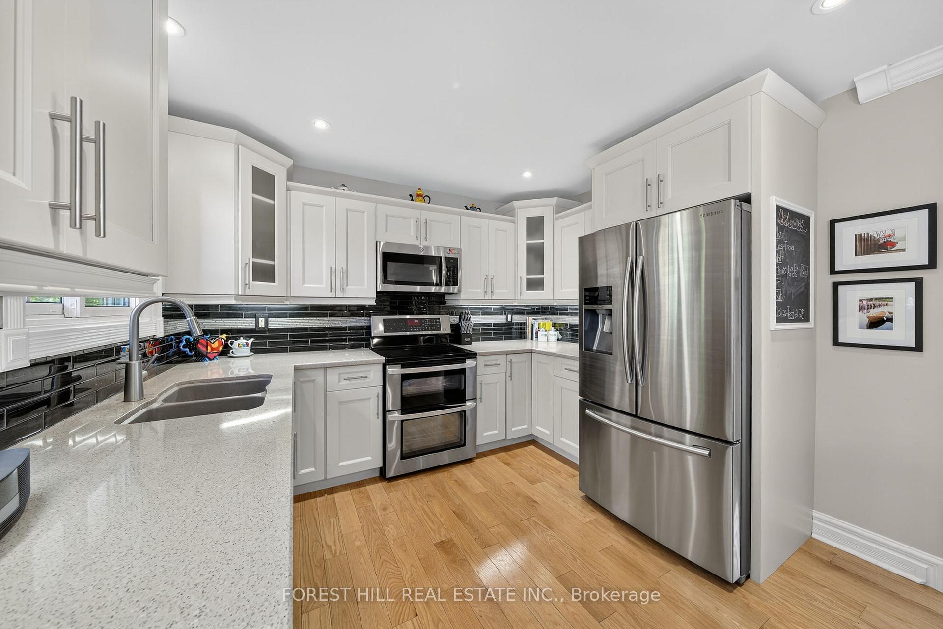 Photo 12 of 694 Cedar Path, Innisfil, Alcona — HOMEH