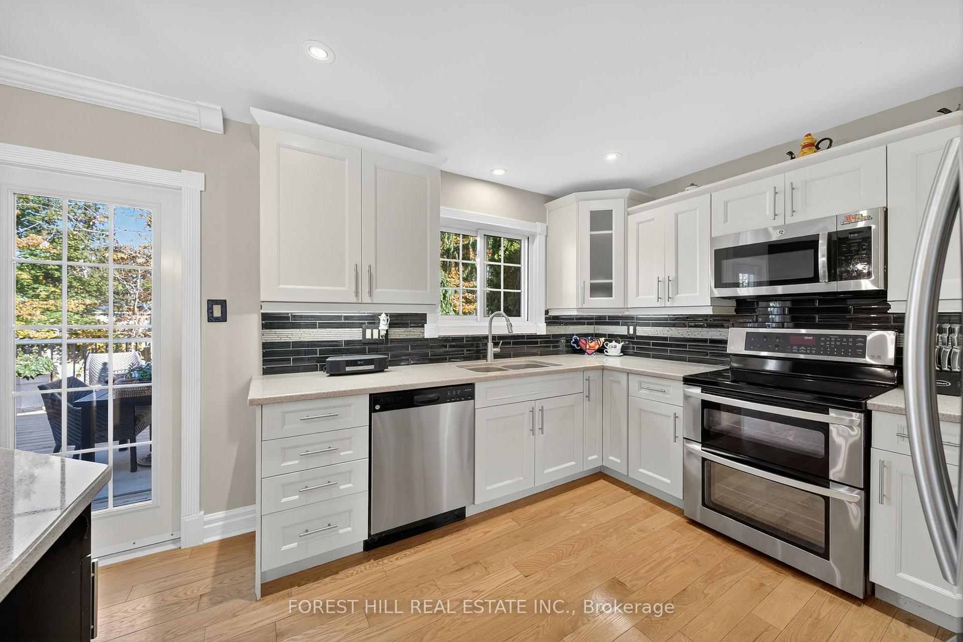 Photo 13 of 694 Cedar Path, Innisfil, Alcona — HOMEH