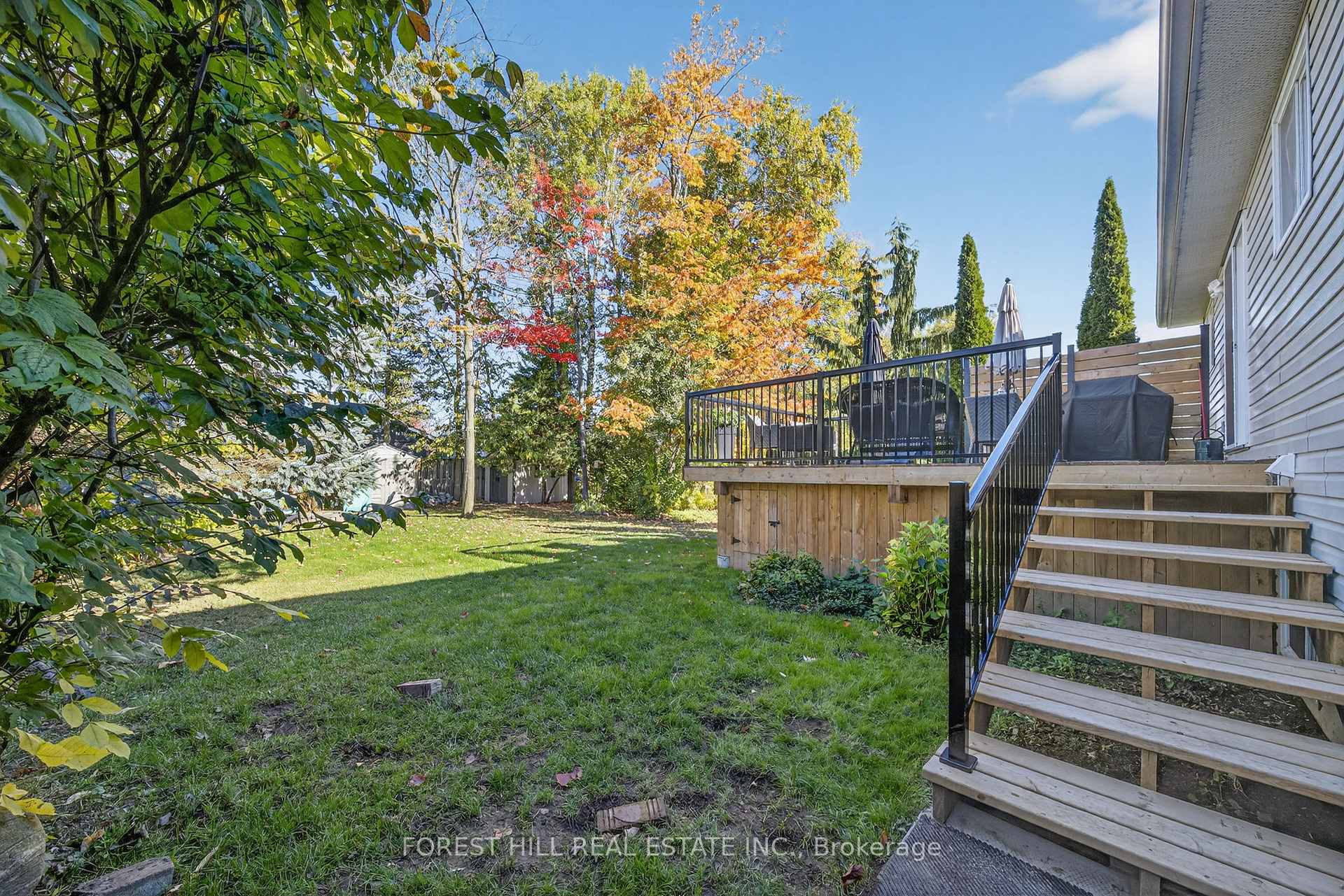 Photo 33 of 694 Cedar Path, Innisfil, Alcona — HOMEH
